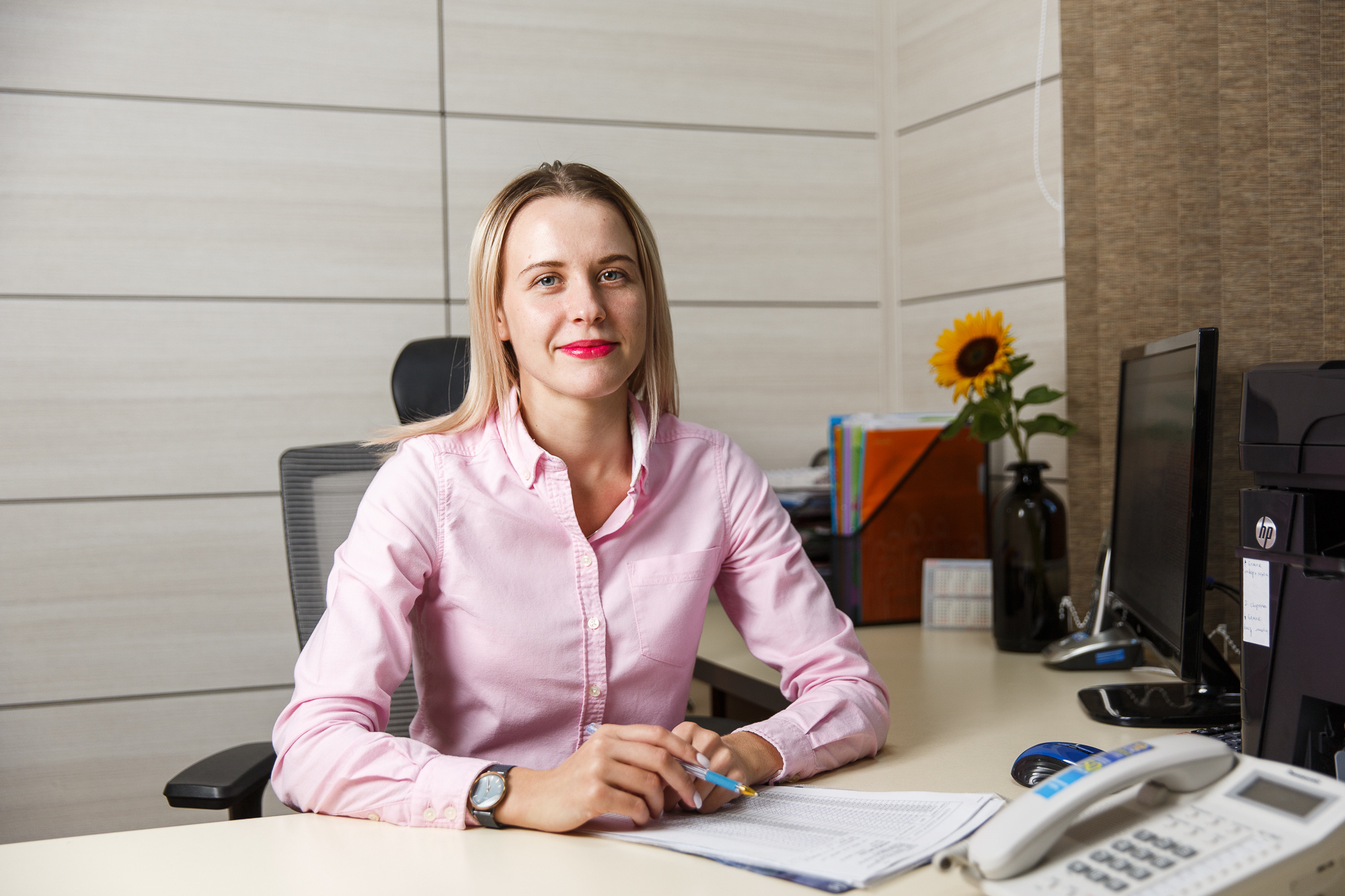 Renatphoto-Портретная фотосъёмка для организаций. Профессиональная фотосъёмка интерьеров, предметная фотосессия еды для меню г. Анапа