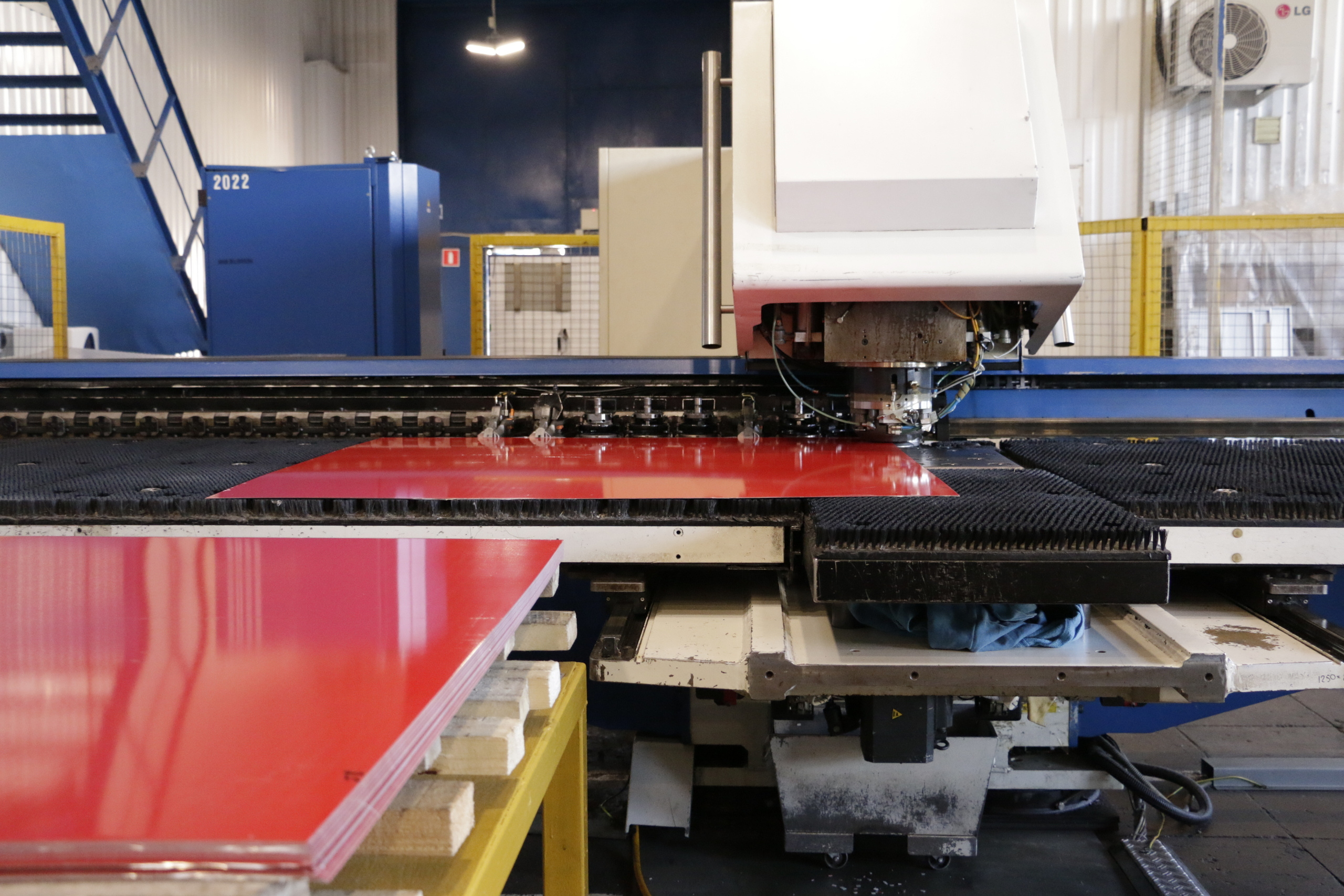 Industry, factory, enterprise, labor, worker, workshop, production, пр. Мария Ткаченко. Документальная фотография