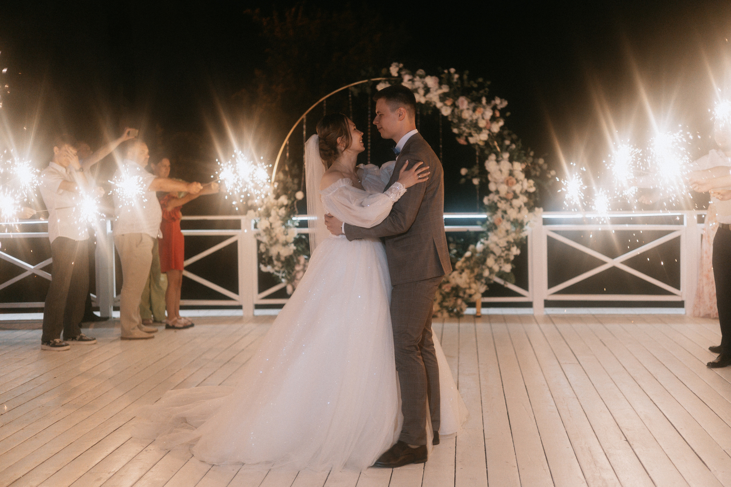 Дмитрий & Дария. Михаил и Юлия Лыженко — свадебный фотограф Волгоград