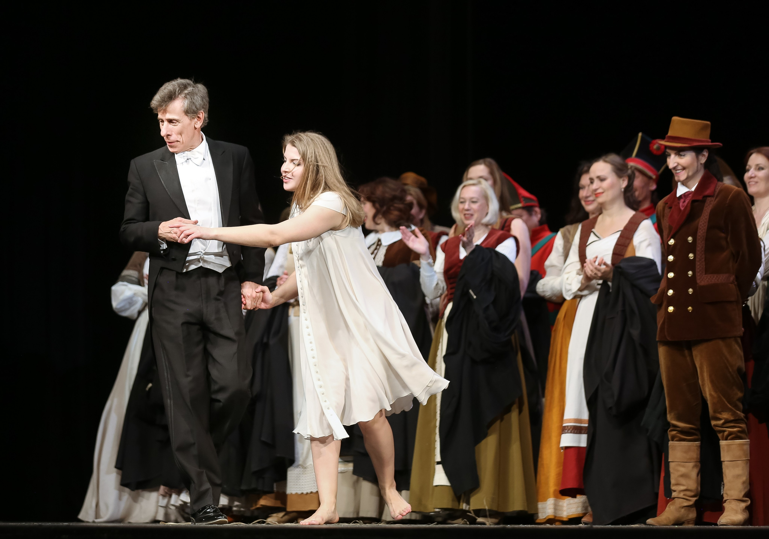 Сатана там правит бал: «Фауст» Гуно в Новой опере. Дарья Письменюк / Darya Leitstern — фотограф, музыкант, журналист, путешественник