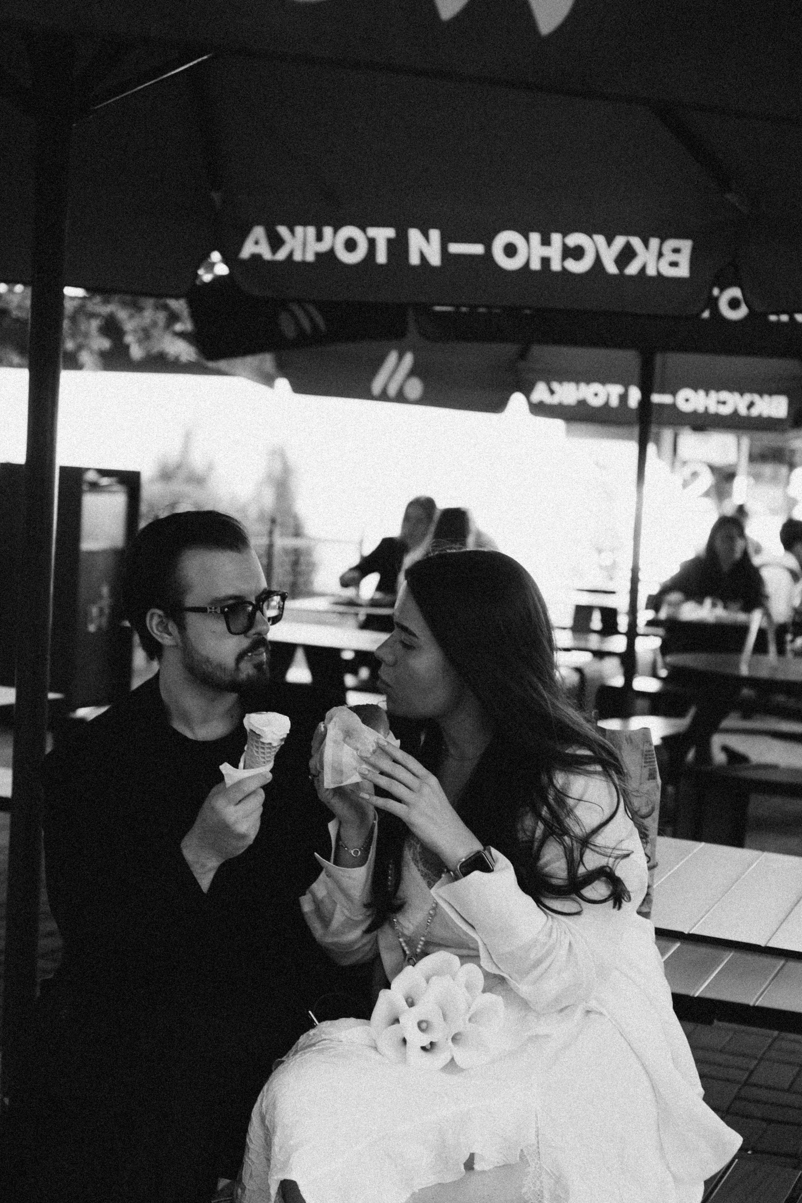 СВАДЕБНАЯ СЬЕМКА В ПАРКЕ ПОБЕДЫ И ПРОГУЛКА ПО МОСКОВСКОМУ ПРОСПЕКТУ. Профессиональный фотограф, Санкт-Петербург — Виктория Богомолова