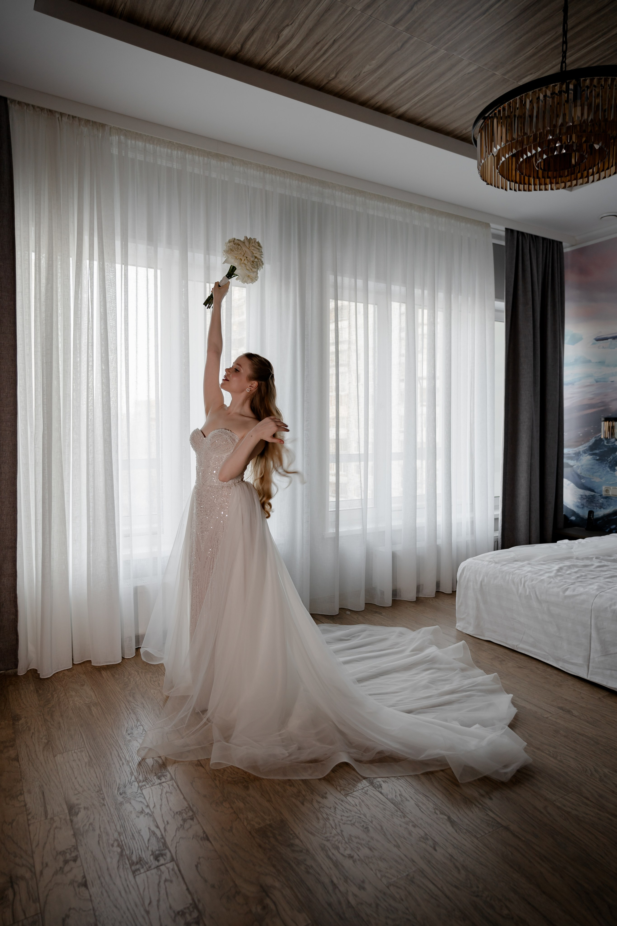 СВАДЕБНАЯ СЬЕМКА СБОРОВ В ОТЕЛЕ И ВЫЕЗД НА ЦЕРЕМОНИЮ (СНЯТО В СИБИРЕ В НИЖНЕВАРТОВСКЕ). Профессиональный фотограф, Санкт-Петербург — Виктория Богомолова