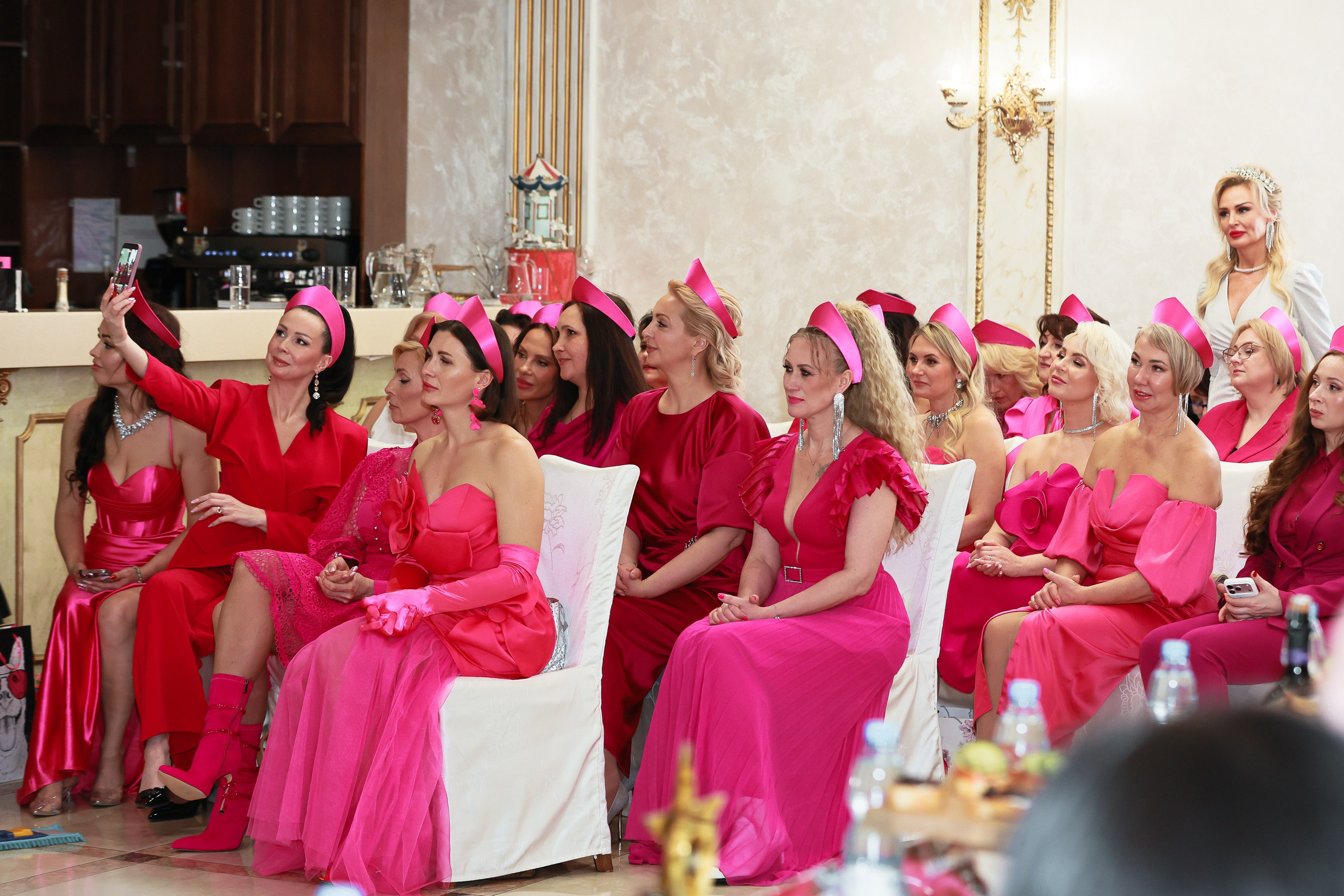 Открытие конкурса красоты элегантного возраста «Гранд Леди». Фотограф Юлия Мальцева