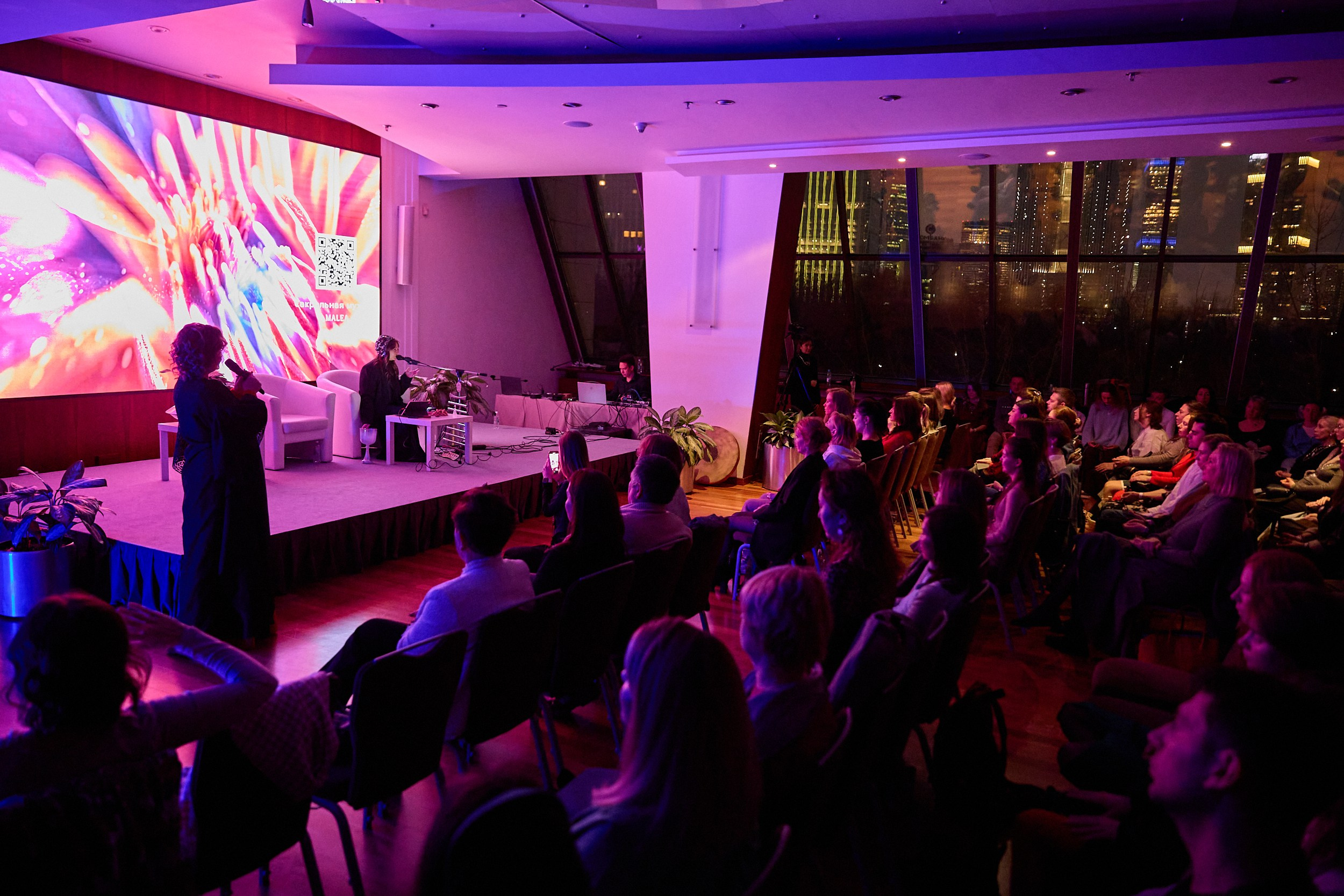 Репортаж. Фотограф Оля Мороз Москва портретный фотограф нейрофотосессия