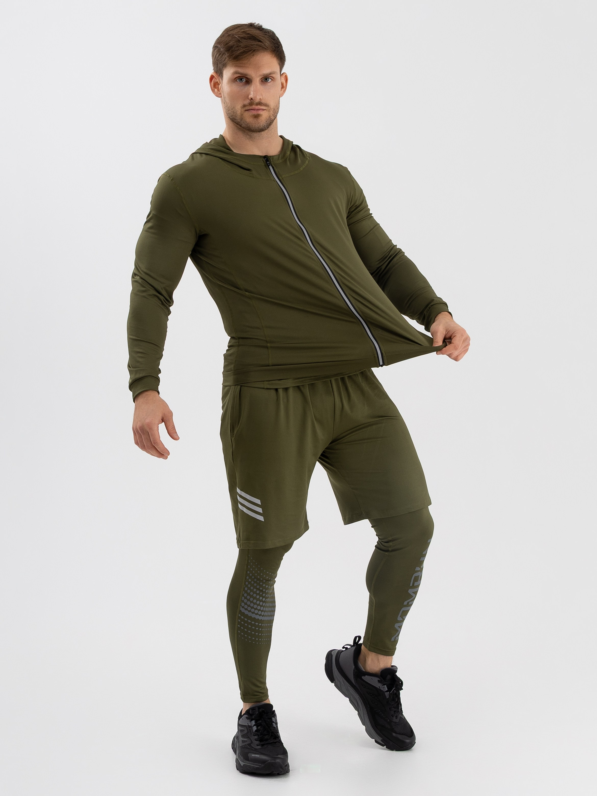 Вова. Стрит съемки для маркетплейсов в Сочи | ИИ контент | fashionprod