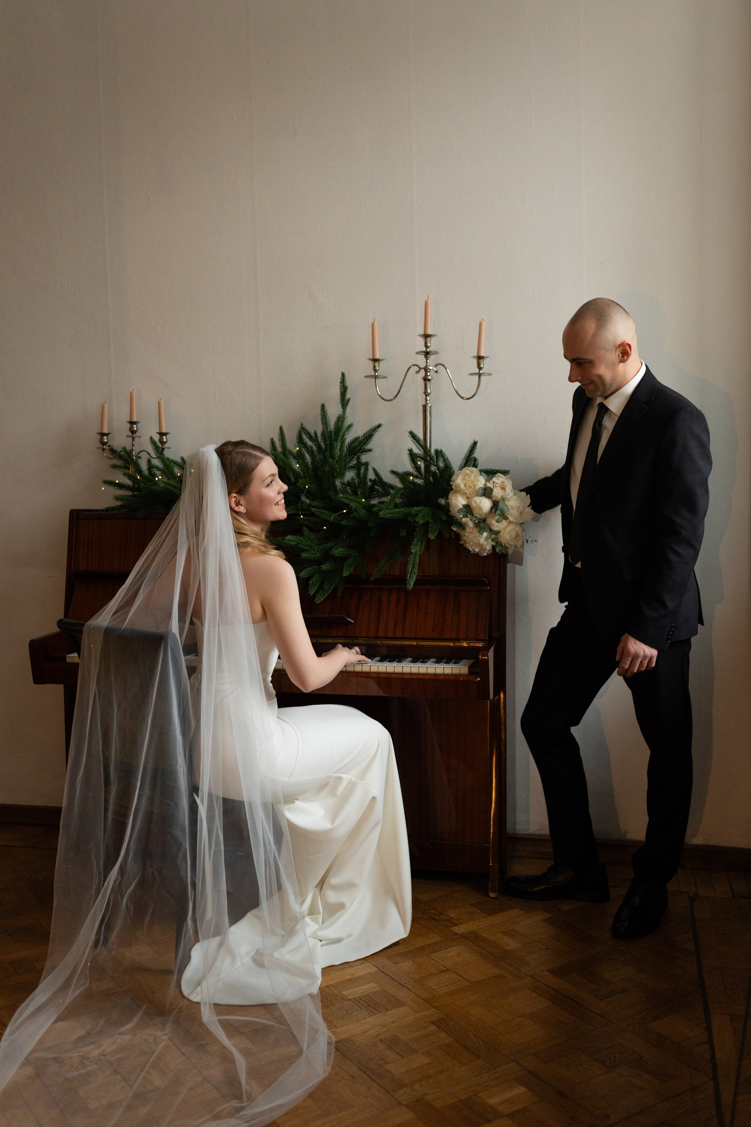 Мария и Алексей, студия 1884. Свадебный фотограф в Москве Анна Полушина