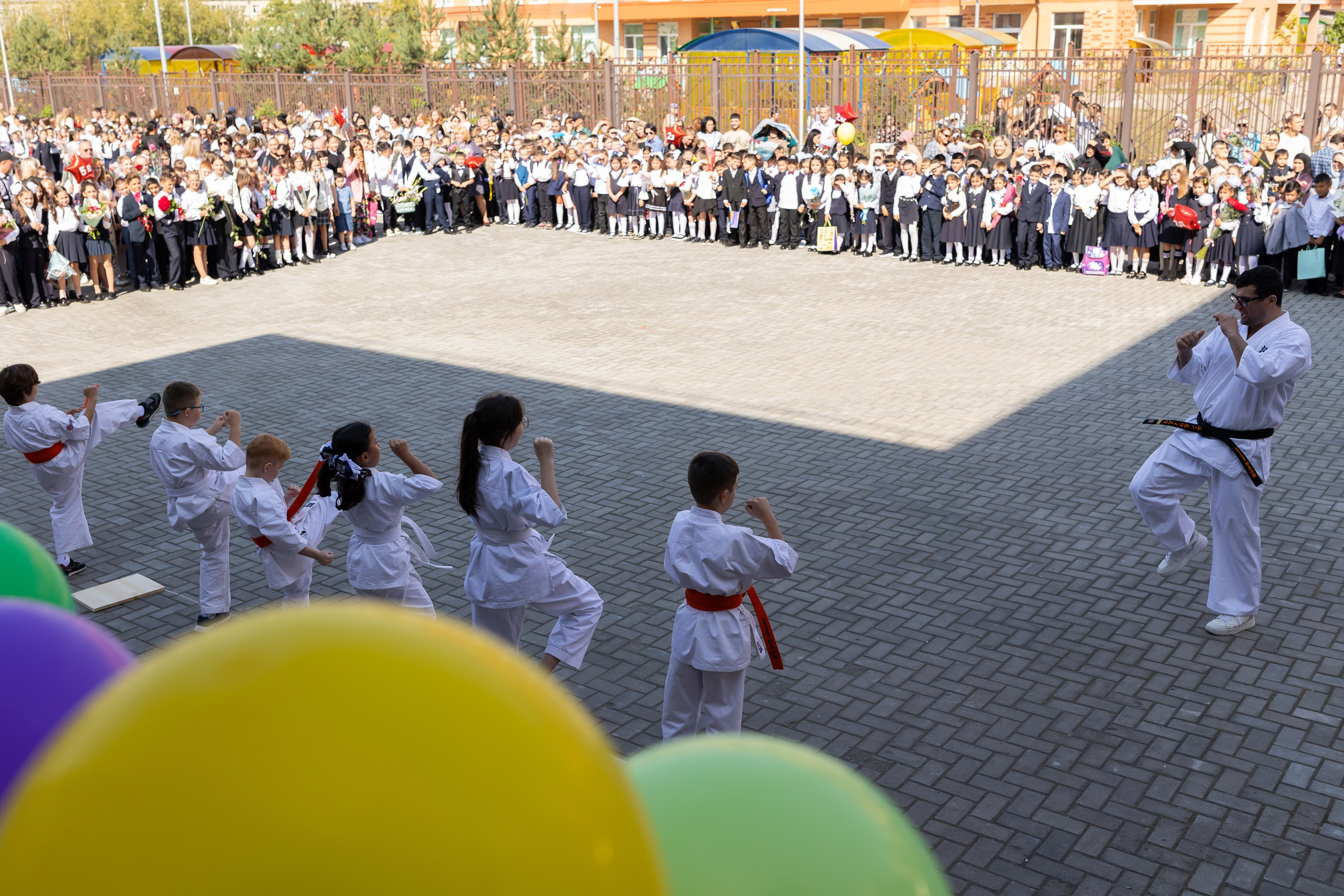 Линейка 1 сентября. Профессиональный Фотограф в Москве Андрей Славнов