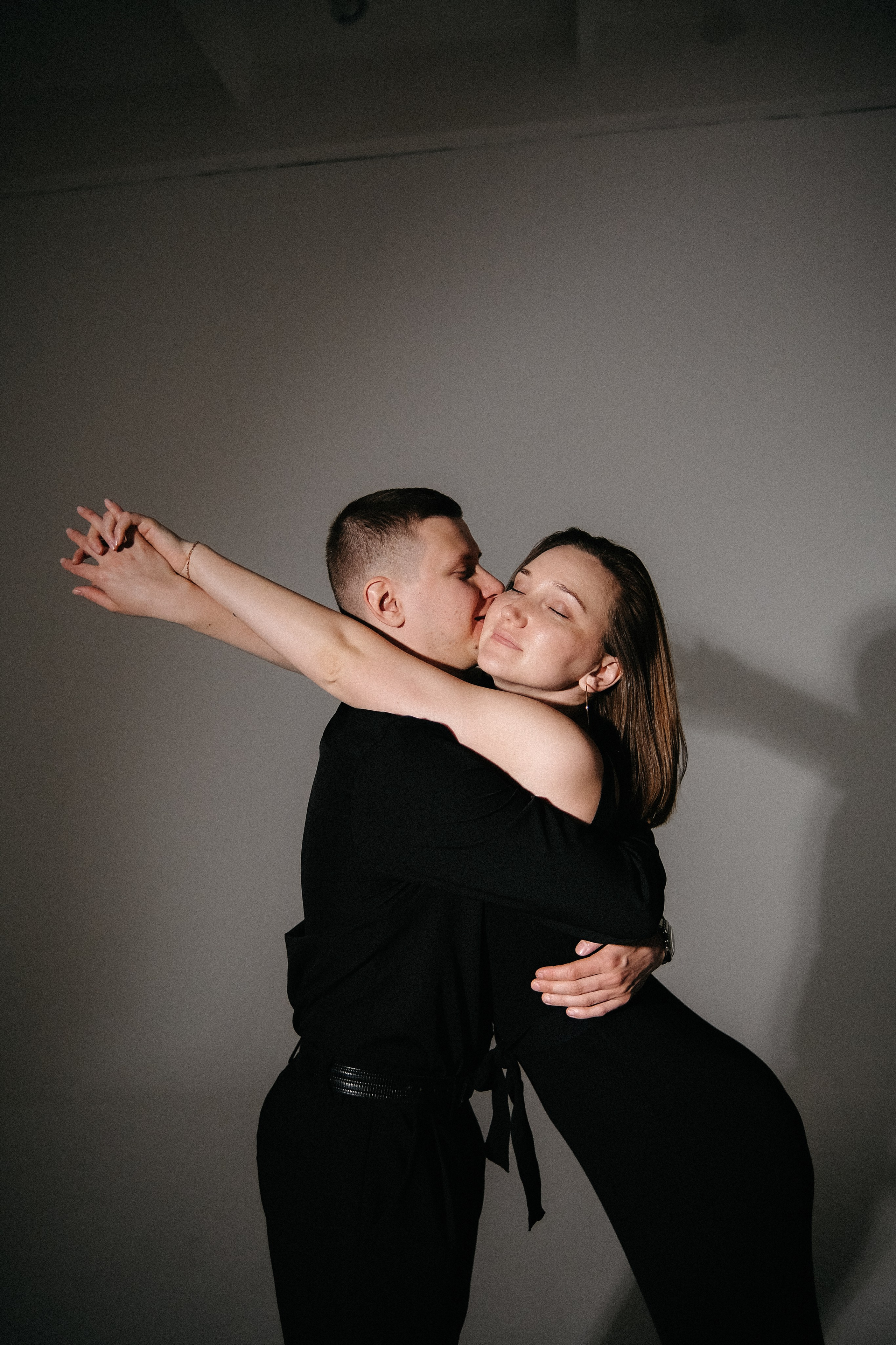 Лена & Рома. Phdkvmr.ru