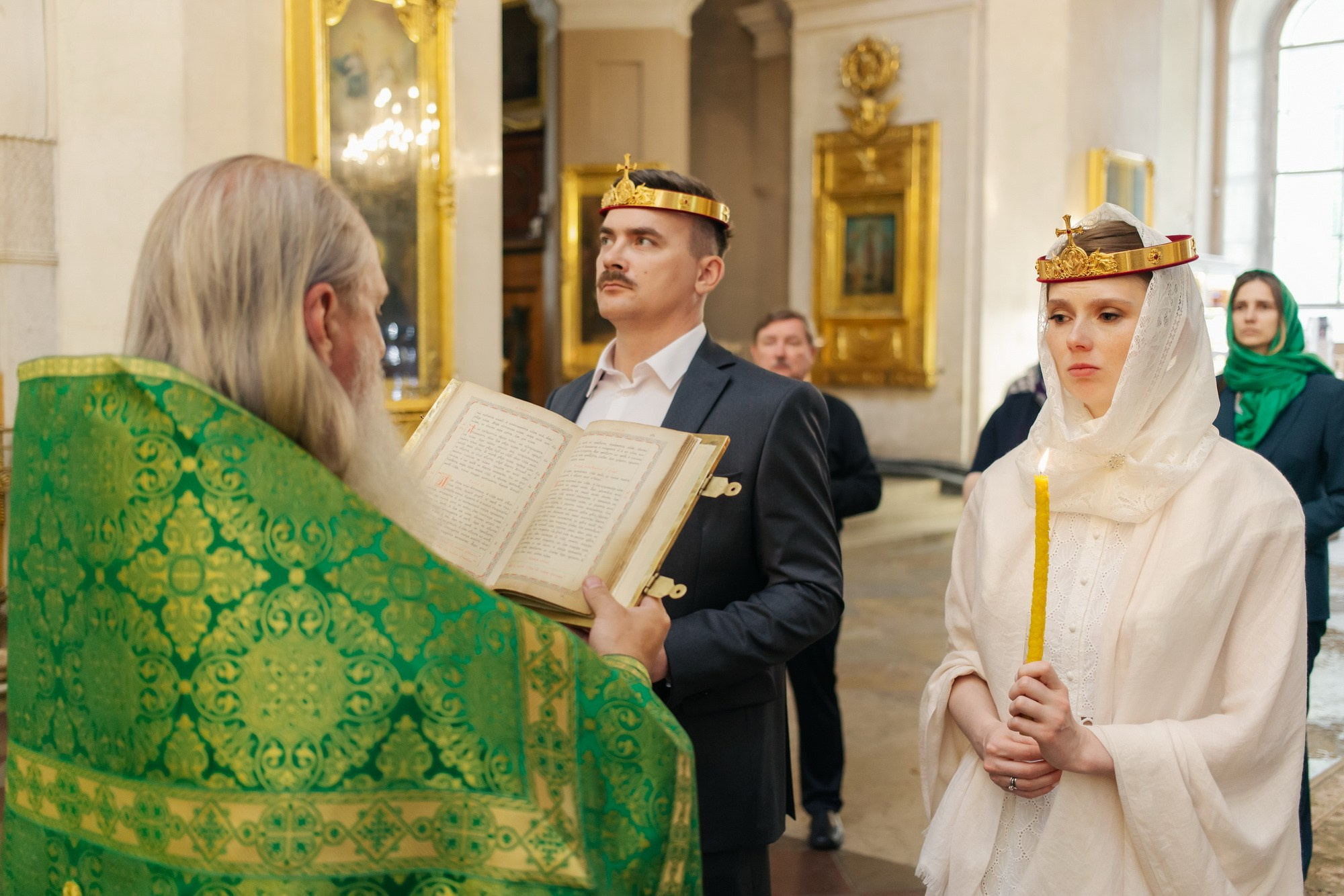 Венчание в Спасо Преображенском соборе сколько стоит, где повенчаться в Питере, обвенчаться в Санкт Петербурге, какую церковь выбрать для венчания, стоимость венчания в СПб