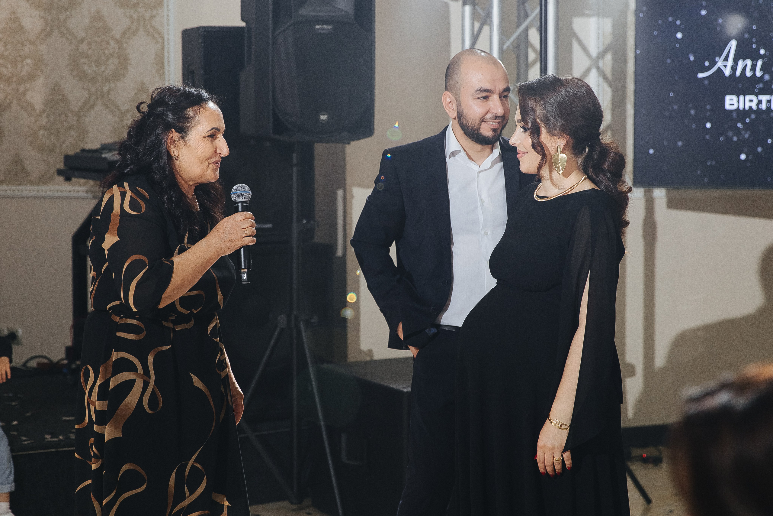 Ани и Назели. 35&5 День рождения, «Янтарь». Фотограф в Красноярске Надежда Воскресенская