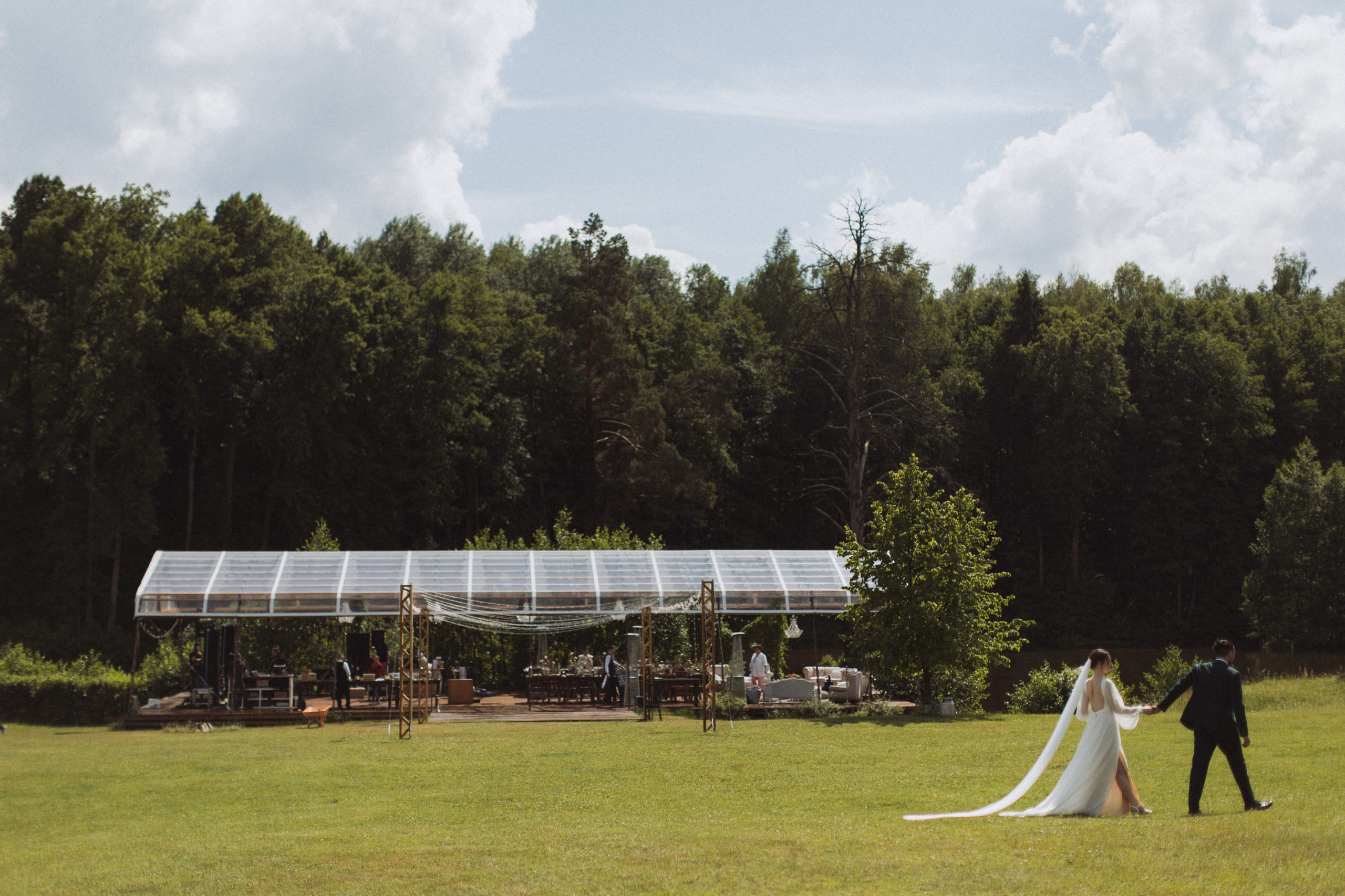 Поляна. VENSKAYA WEDDING & EVENT PLANNER