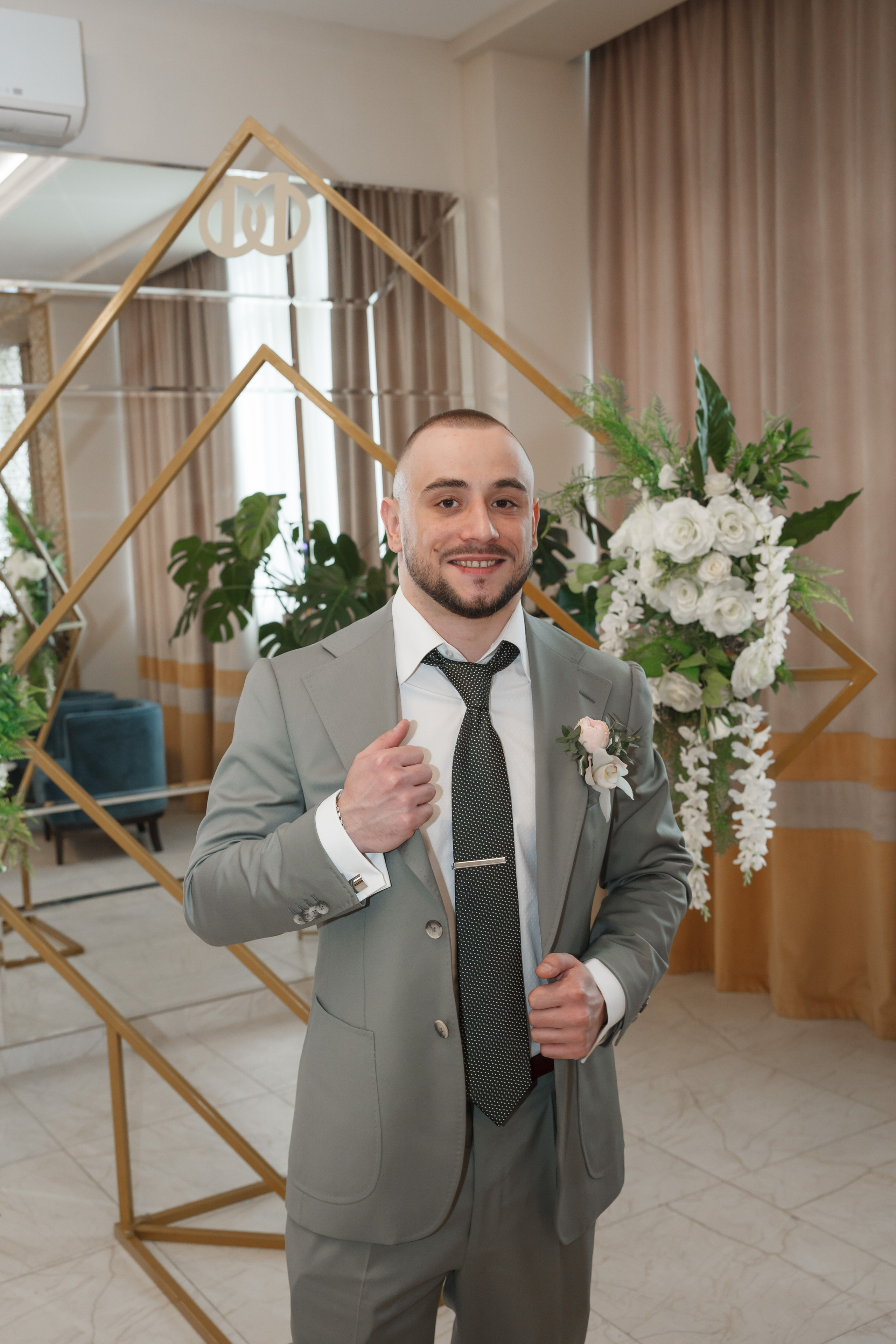 Варя и Денис, 4 ЗАГС + банкет. Свадебный и репортажный фотограф (Москва, Королев и другие)