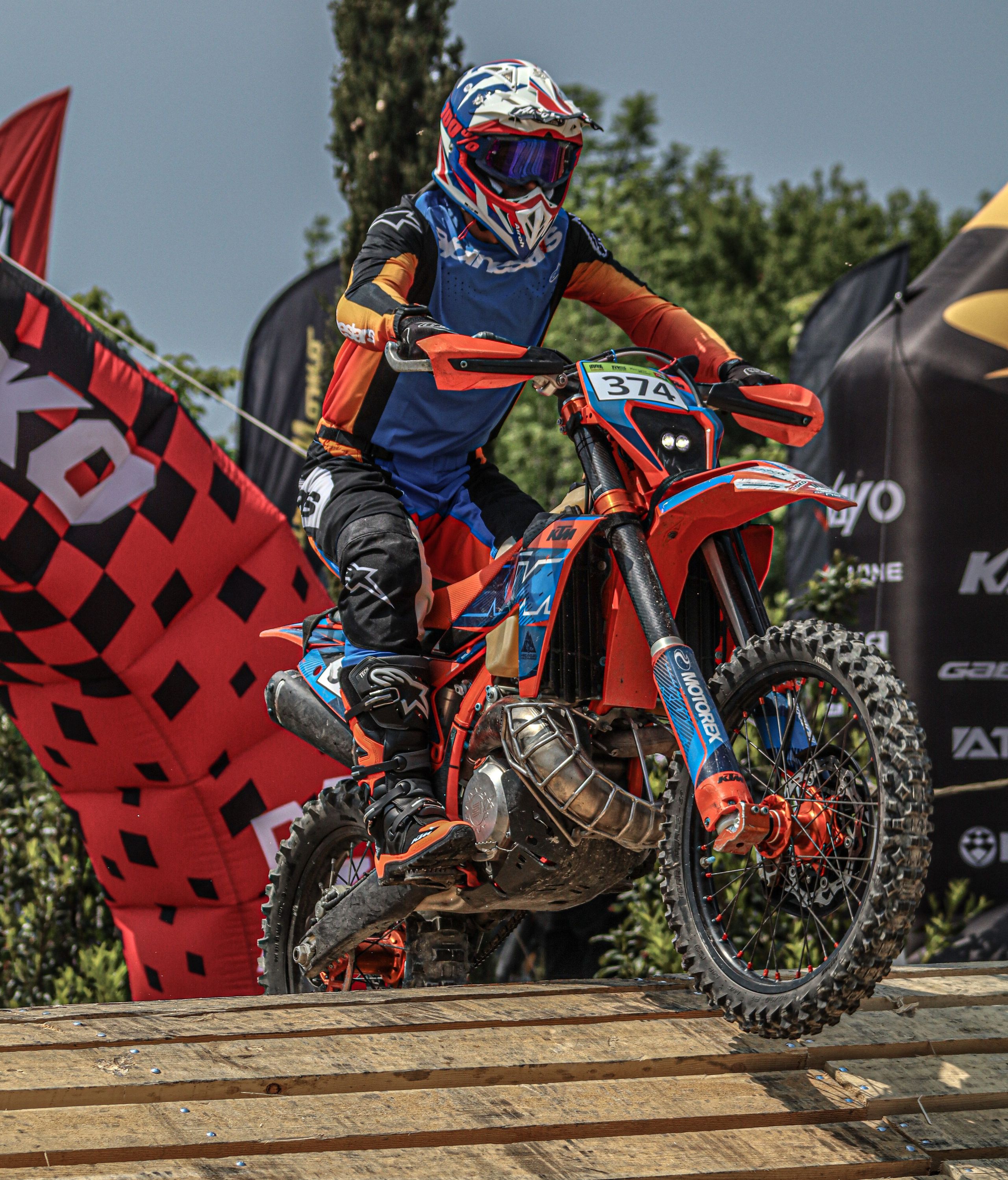 Enduro. Ivaladimirovna1995.wfolio.pro