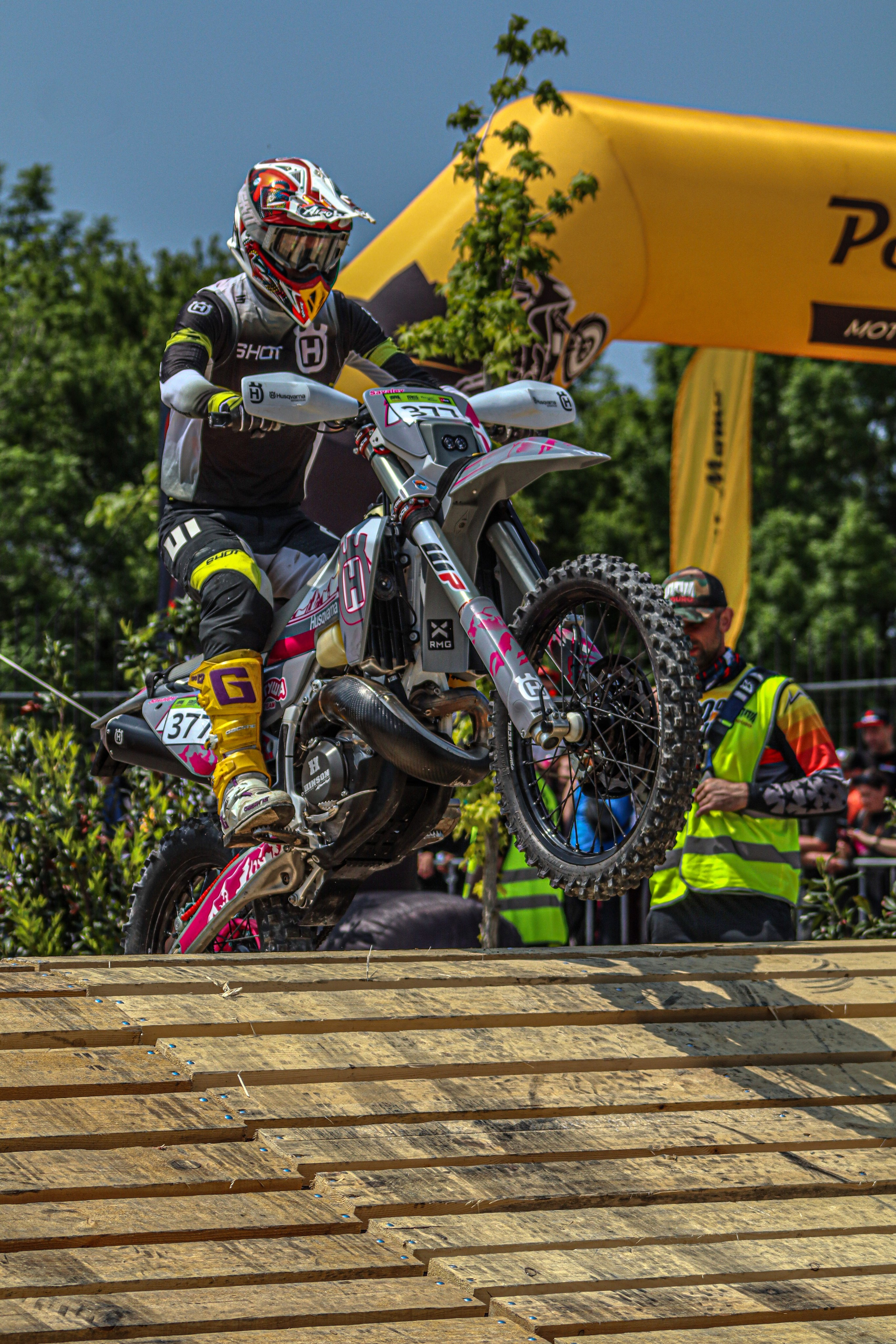 Enduro. Ivaladimirovna1995.wfolio.pro