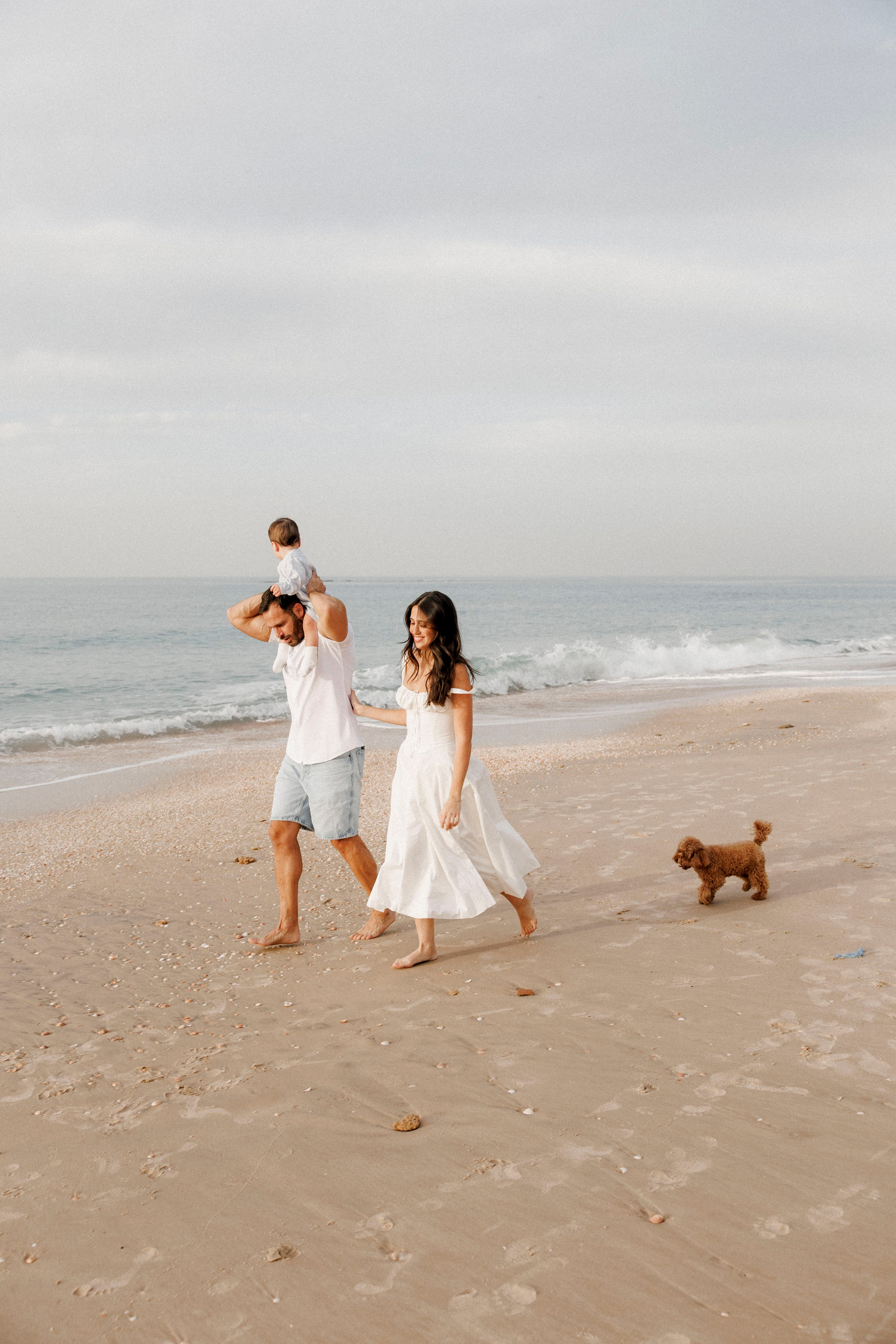 First year family photos near the sea. Главная