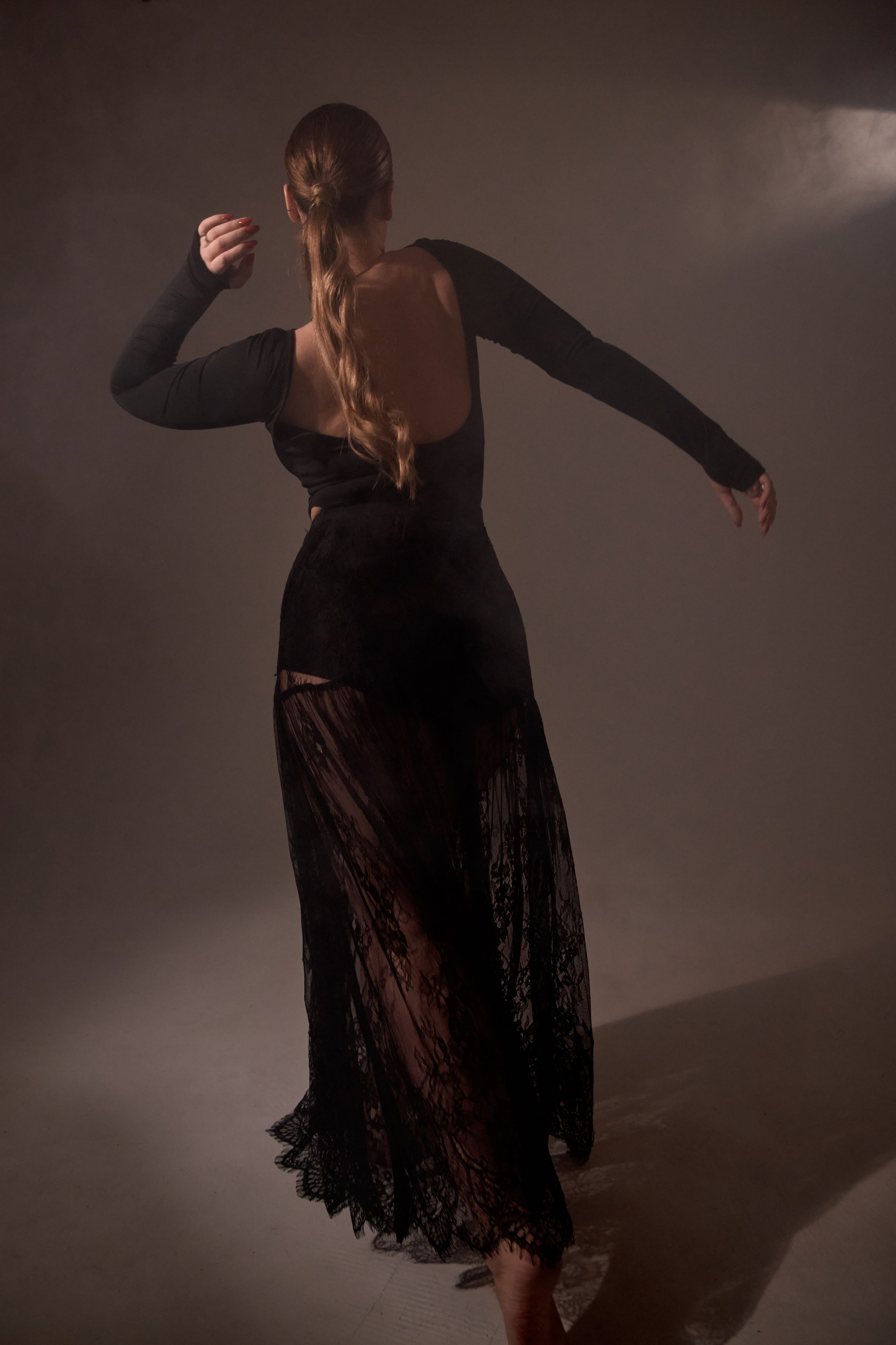 Танец. Фотограф Алексей Яковлев