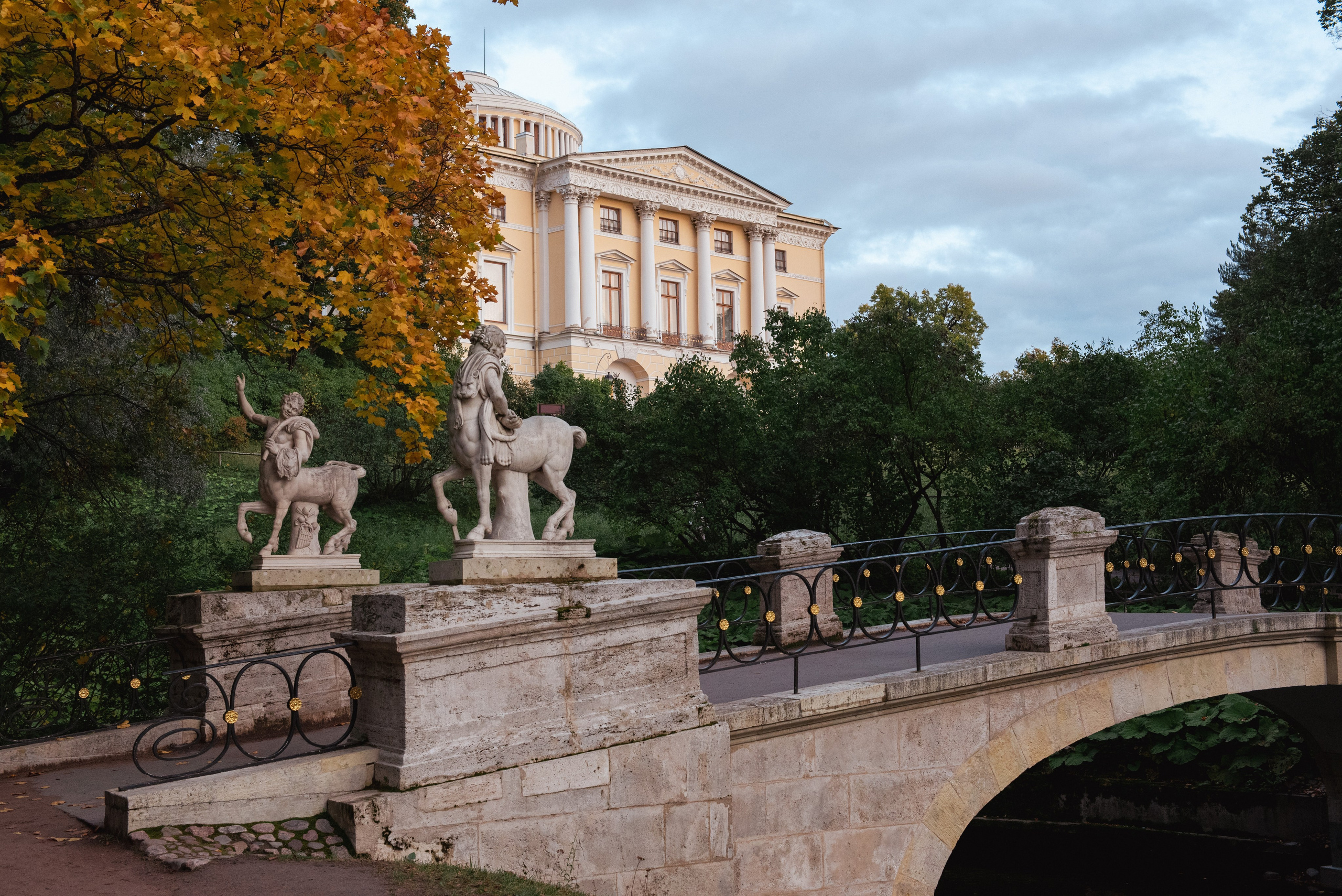 Павловский парк. Портретный и архитектурный фотограф в Москве и Санкт-Петербурге