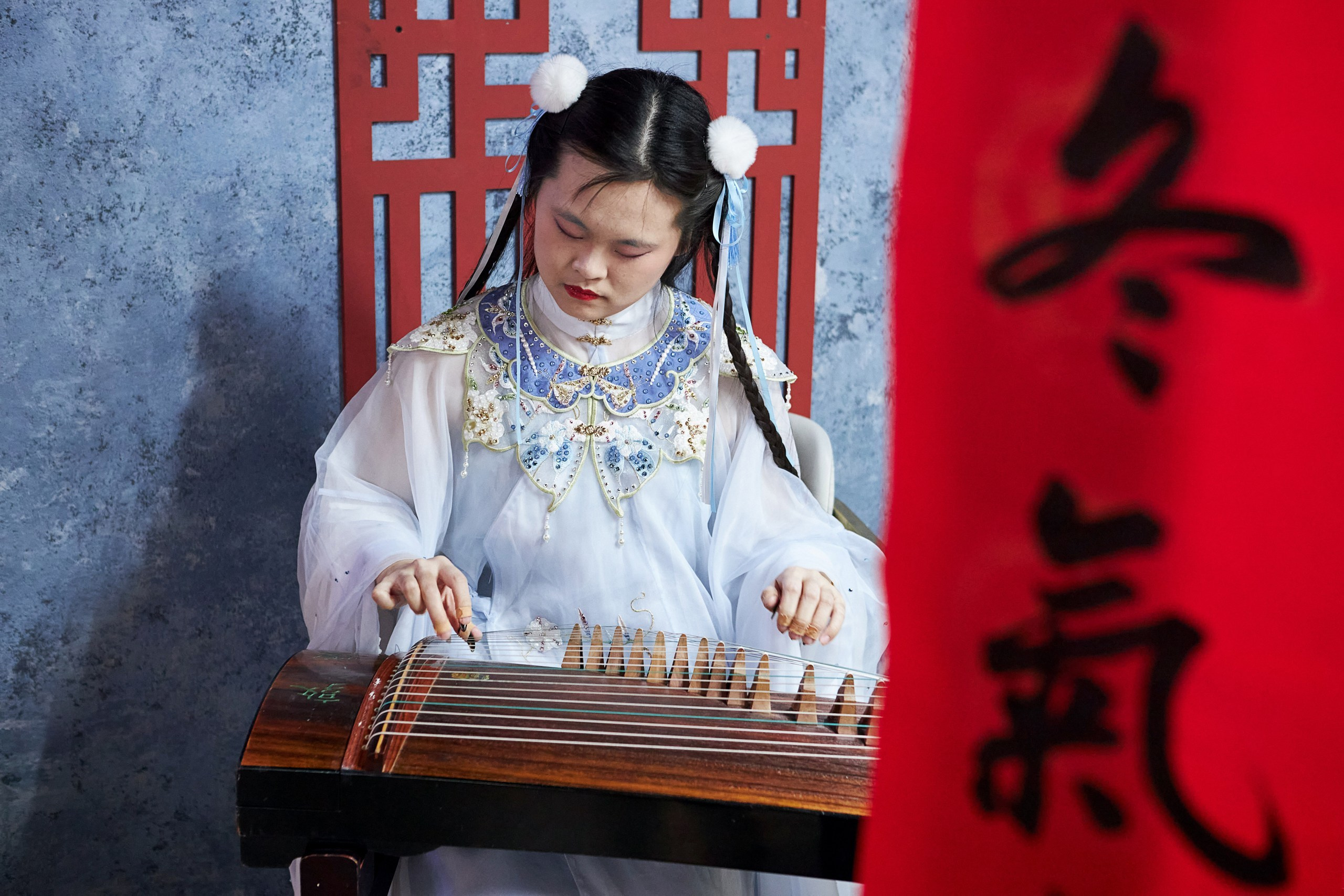 Цены на услуги видеографа в Москве — стоимость съёмки и монтажа. Фото и видео производство для клиентов под различные задачи