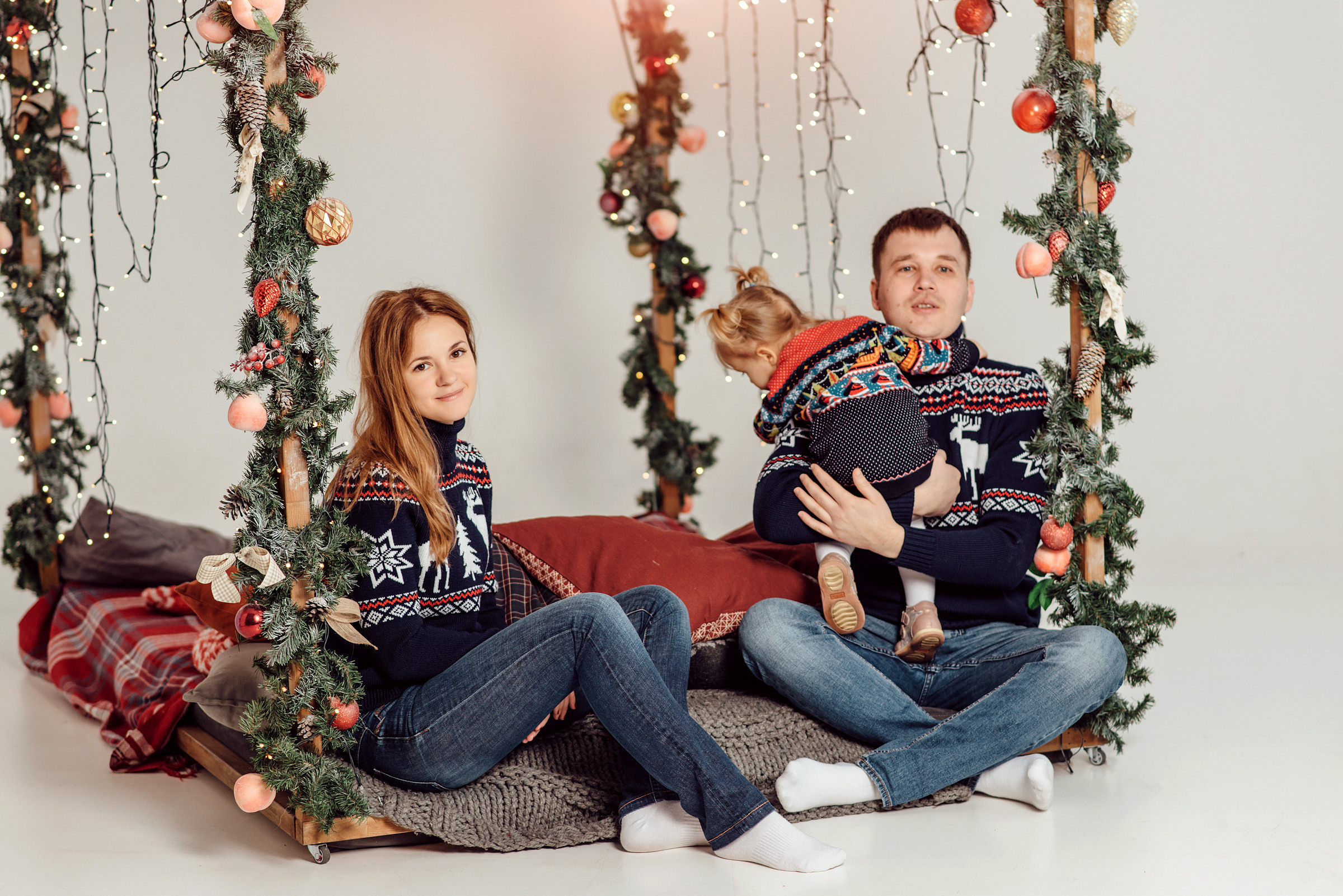 Юлия, Егор и малышка София. Новогодняя фотосессия. Свадебный фотограф в Санкт-Петербурге Венера Ахметова