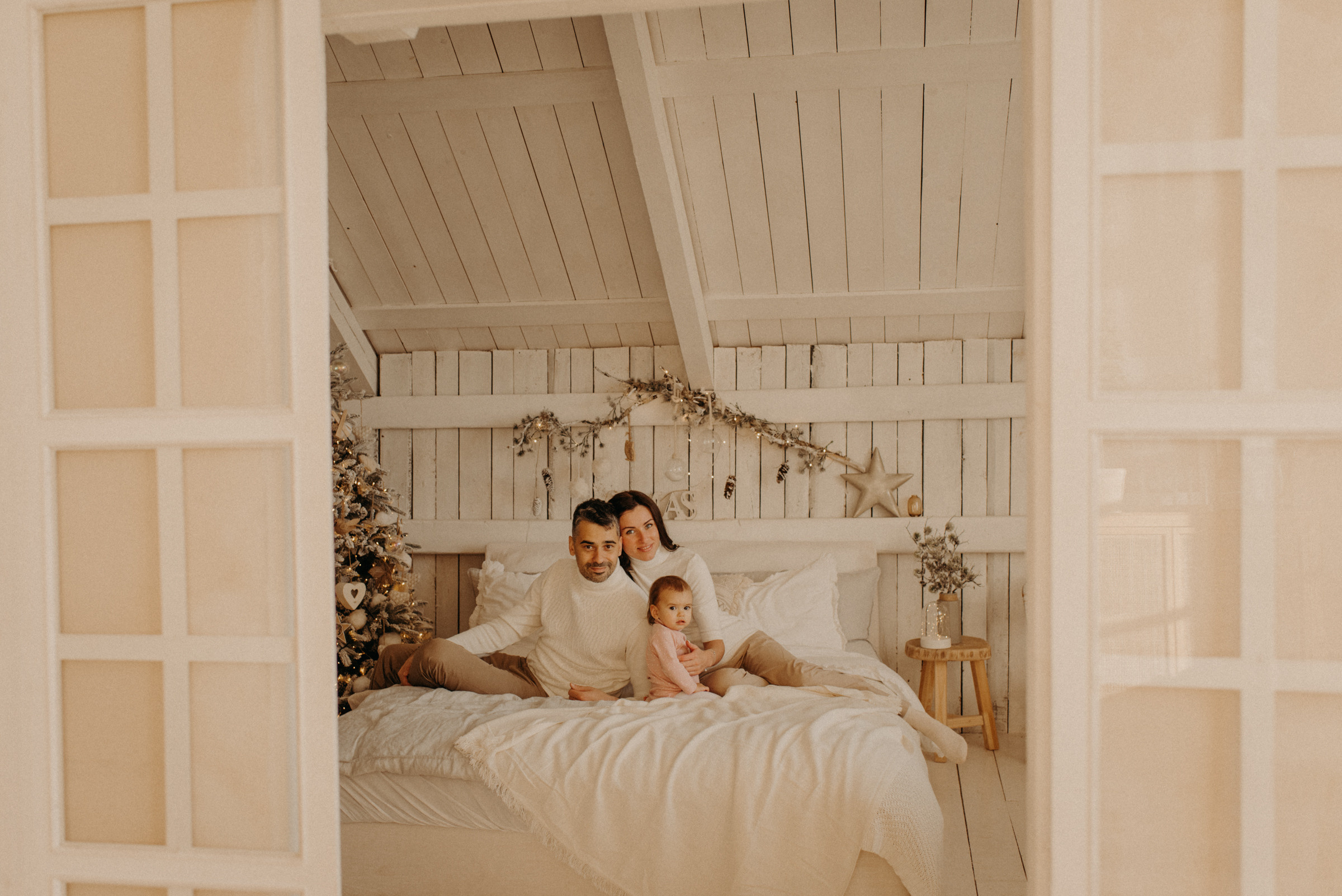 семейная новогодняя фотосессия в студии