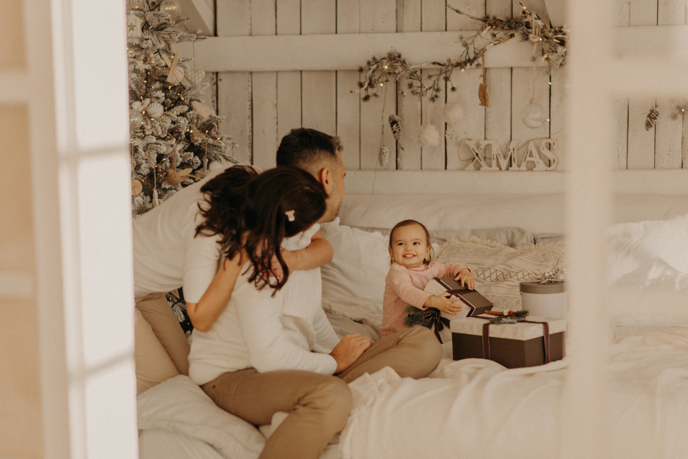 семейная новогодняя фотосессия в студии