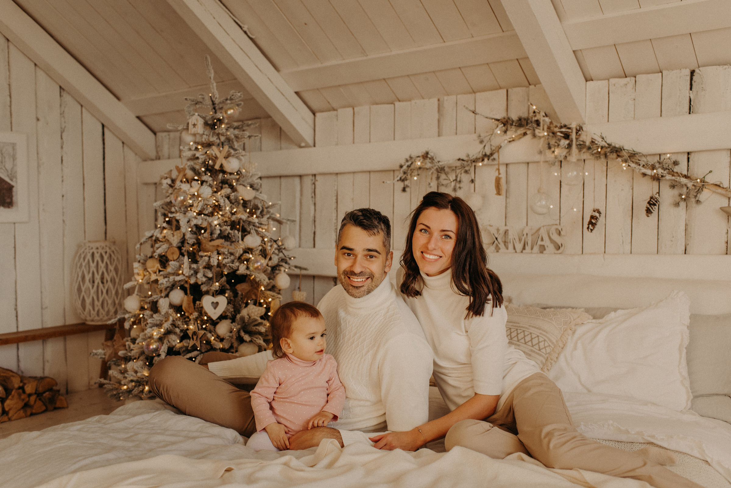 семейная новогодняя фотосессия в студии