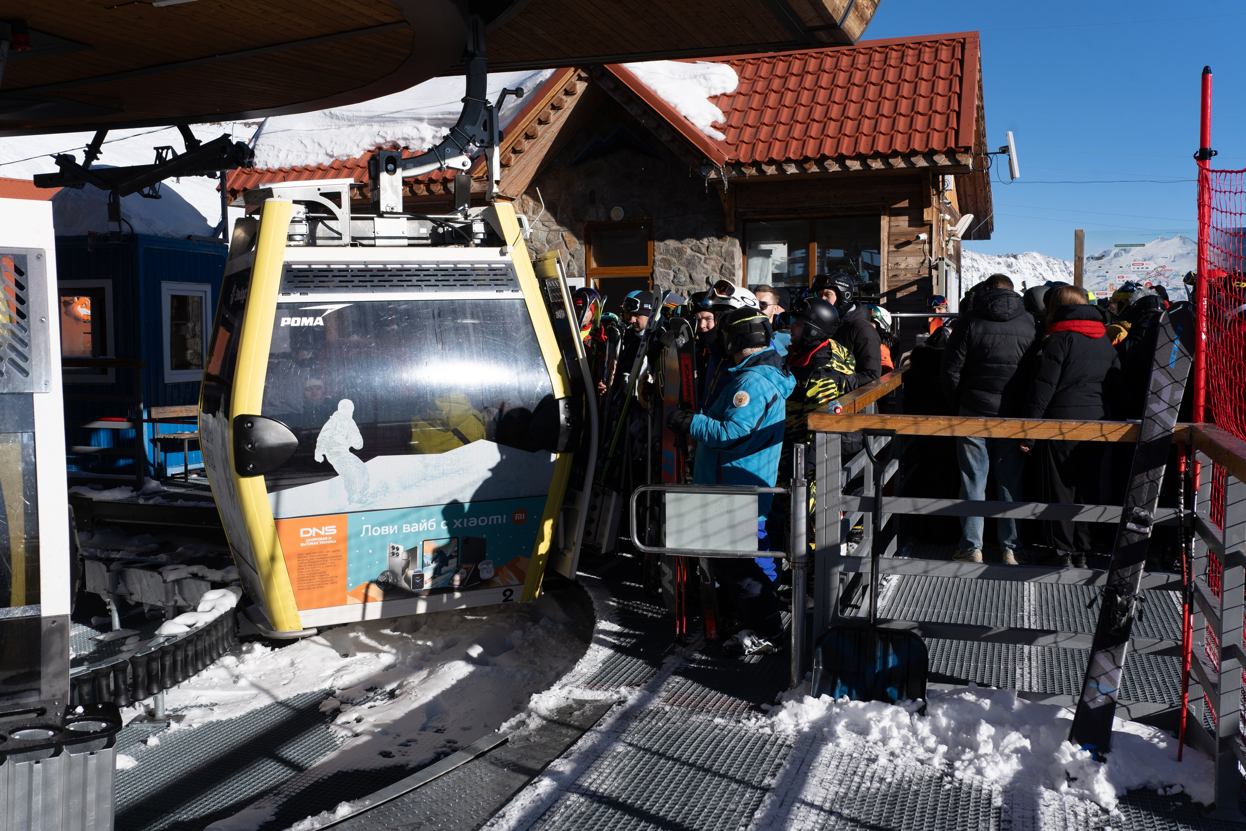 Съёмка рекламных баннеров на канатке Эльбрус для ДНС-Xiaomy. Фотограф, видеограф Пятигорск, Ставрополь, Ессентуки, Petlyakovs_photo