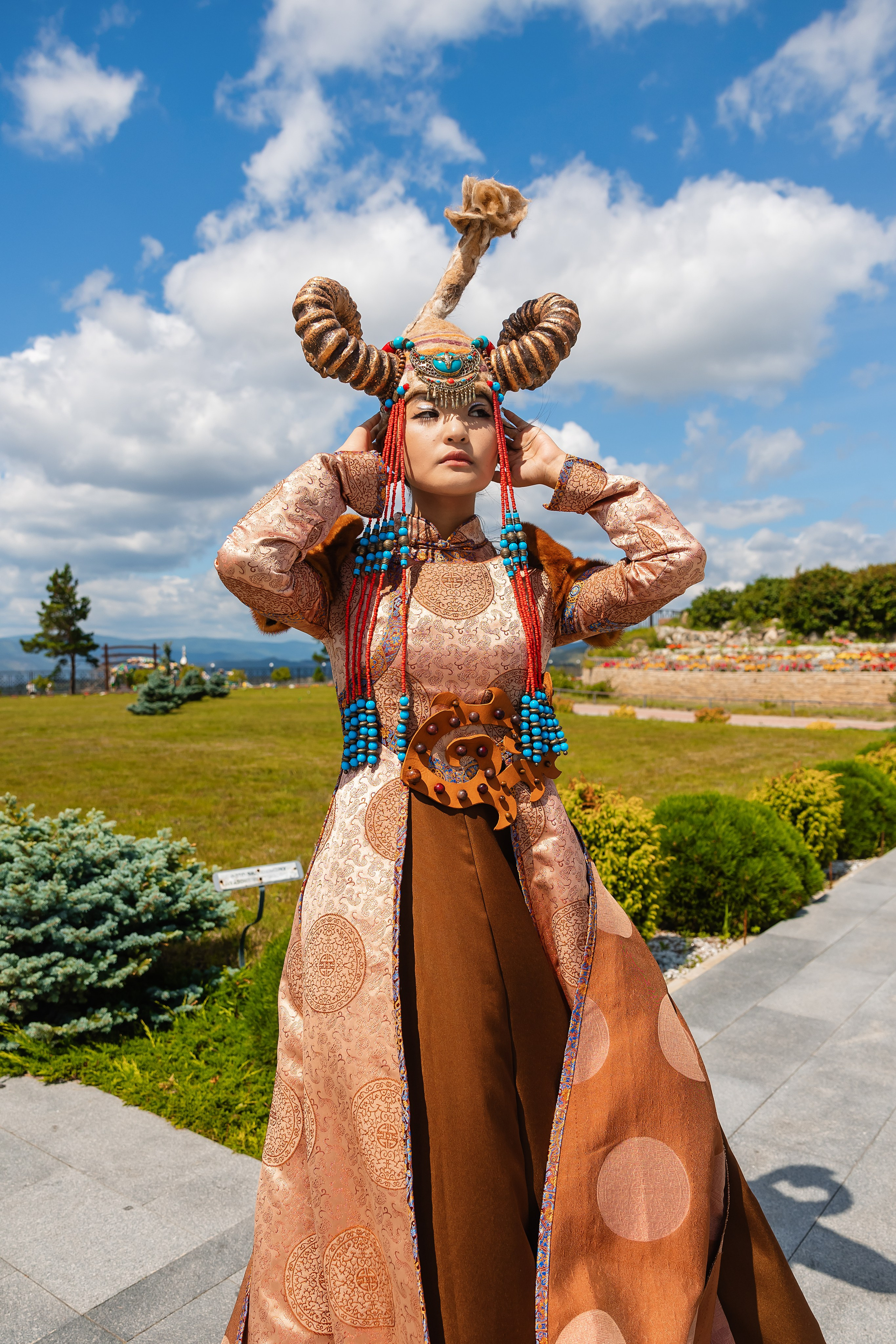 Хатан. Фотограф и видеограф в Улан-Удэ: Аюна Габагуева и Артём Шаханов