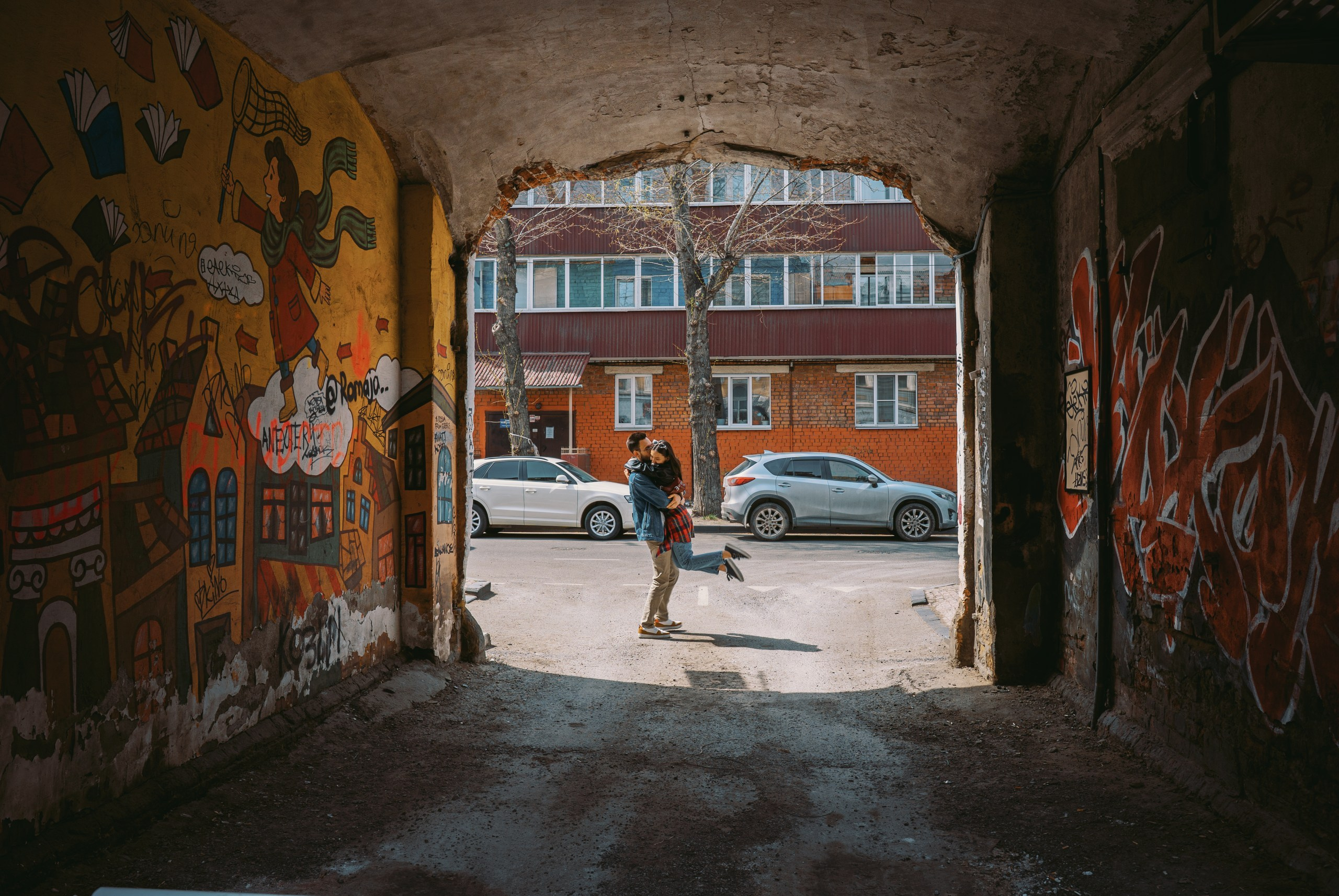 Лавстори в трамвае г. Иркутск. Для тех, кто не ждёт удачи, а создаёт её. Каждая фотосессия — это твой момент, твой стиль, твой успех. 📸