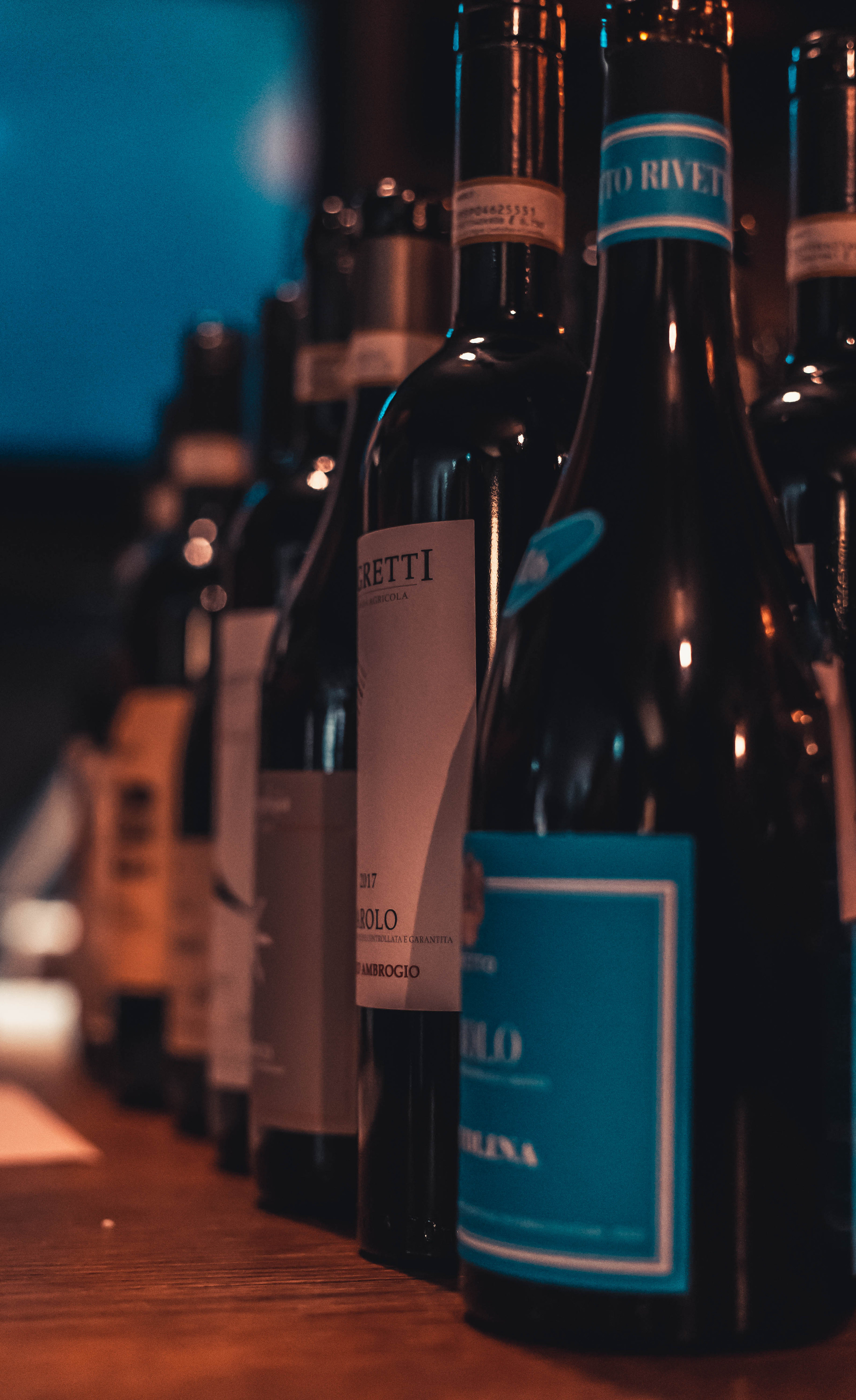 Дегустация вина. Портретный и репортажный фотограф в Москве Katerina Tesla