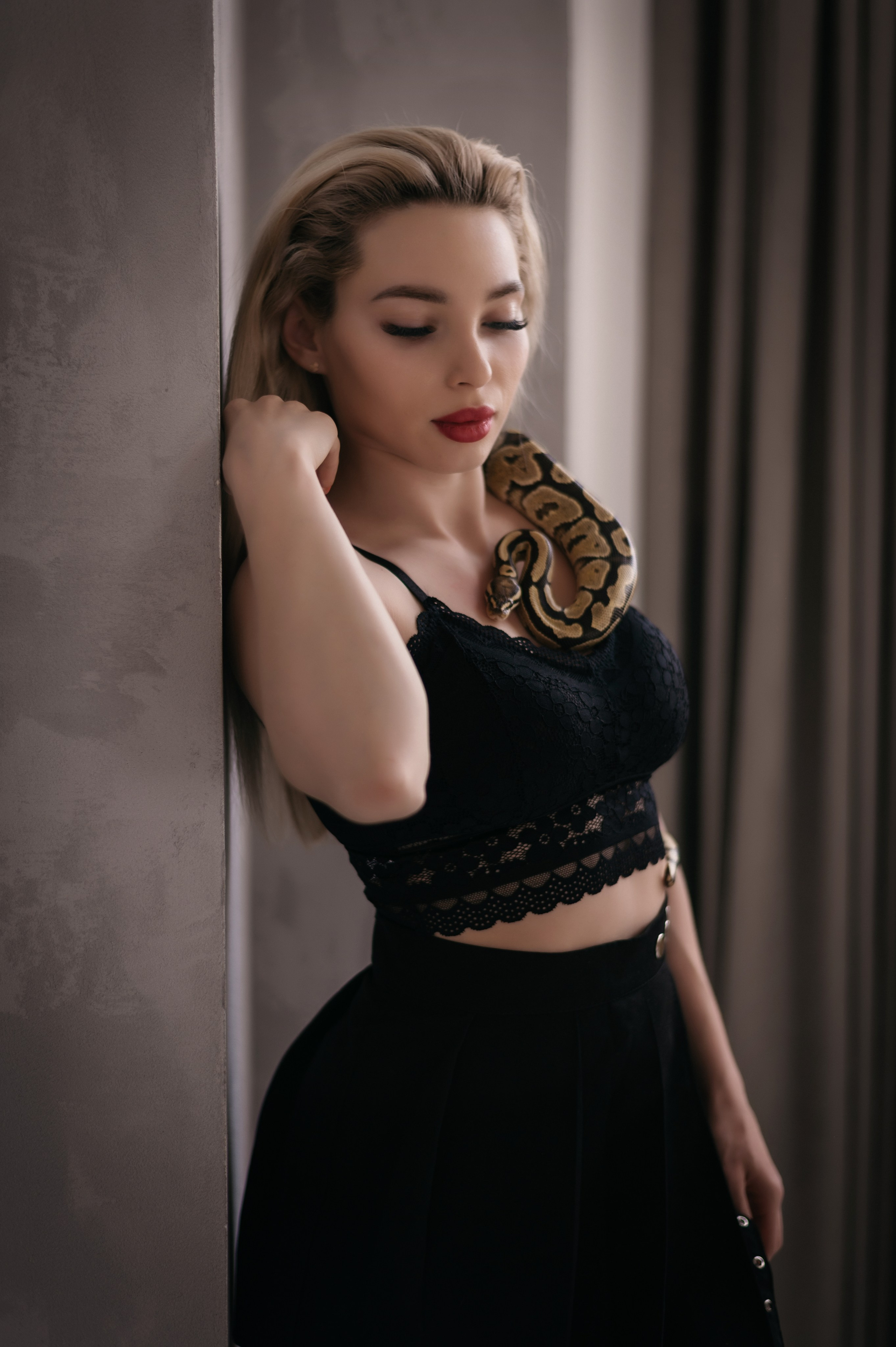 Фотосессия для Яны с змеей. Яна Муравлева |фотограф город Пенза