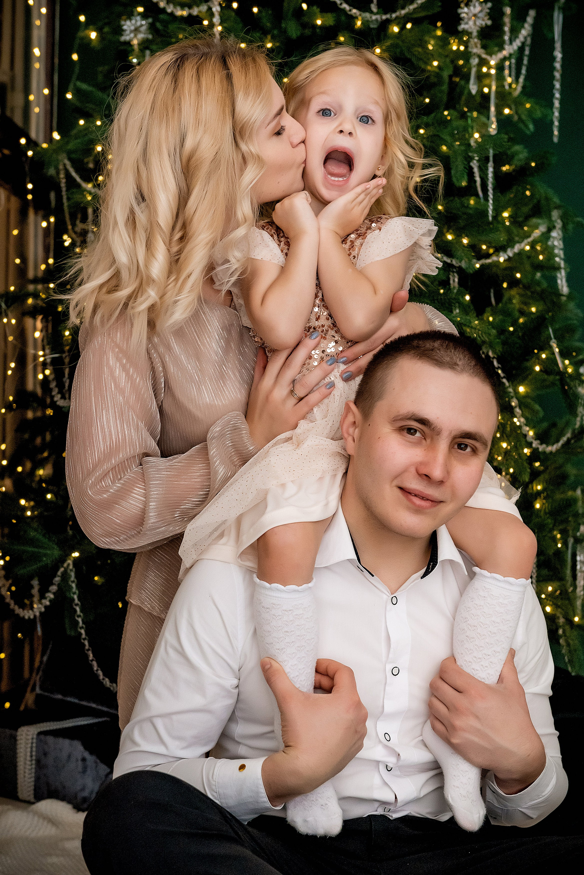 Портфолио фотографа: Новогодние фотосессии — Идеи, примеры и вдохновение для ваших праздничных кадров