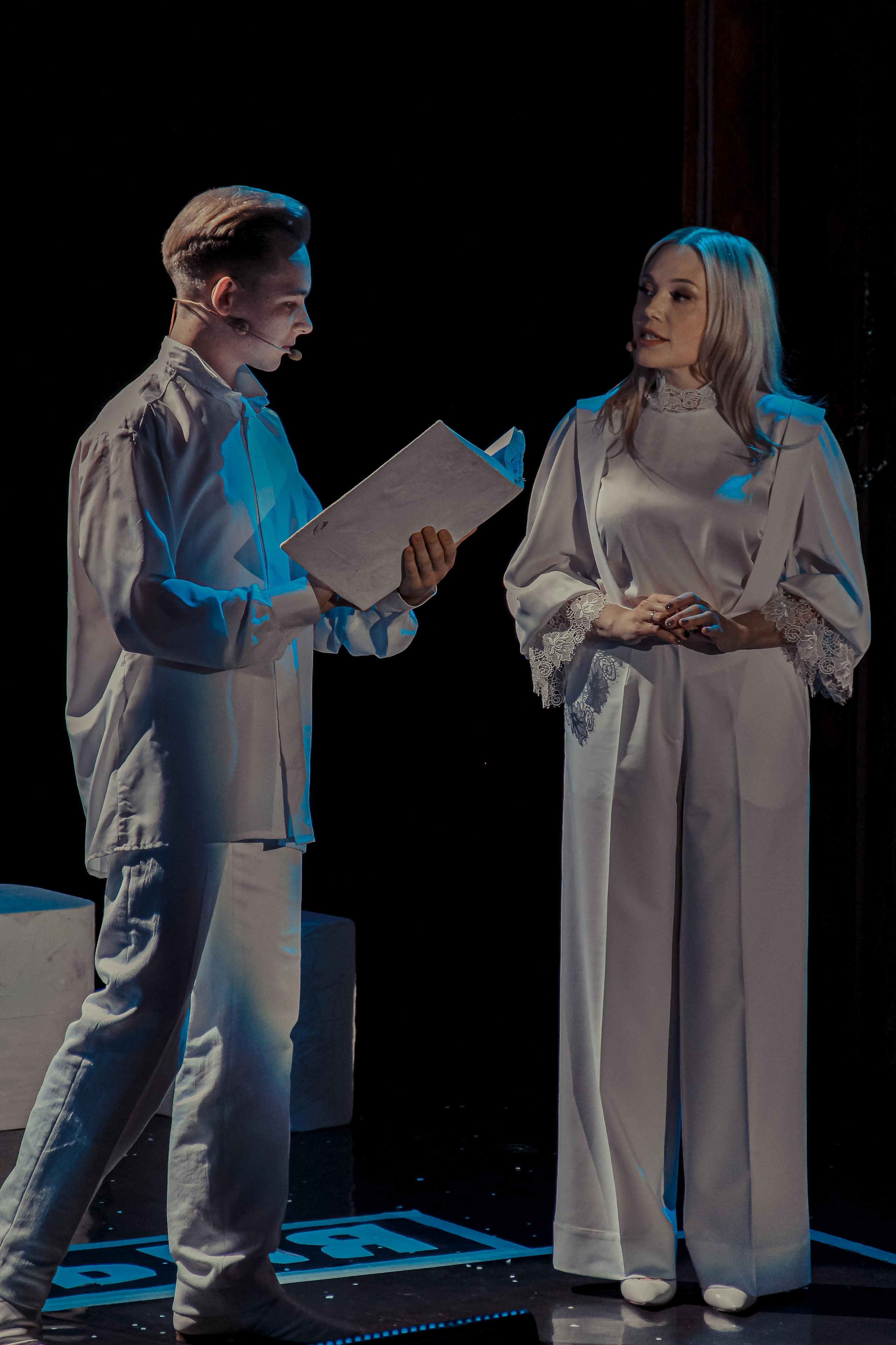 Спектакль «С.Н.Ы.» с Марией Третьяковой. Главная