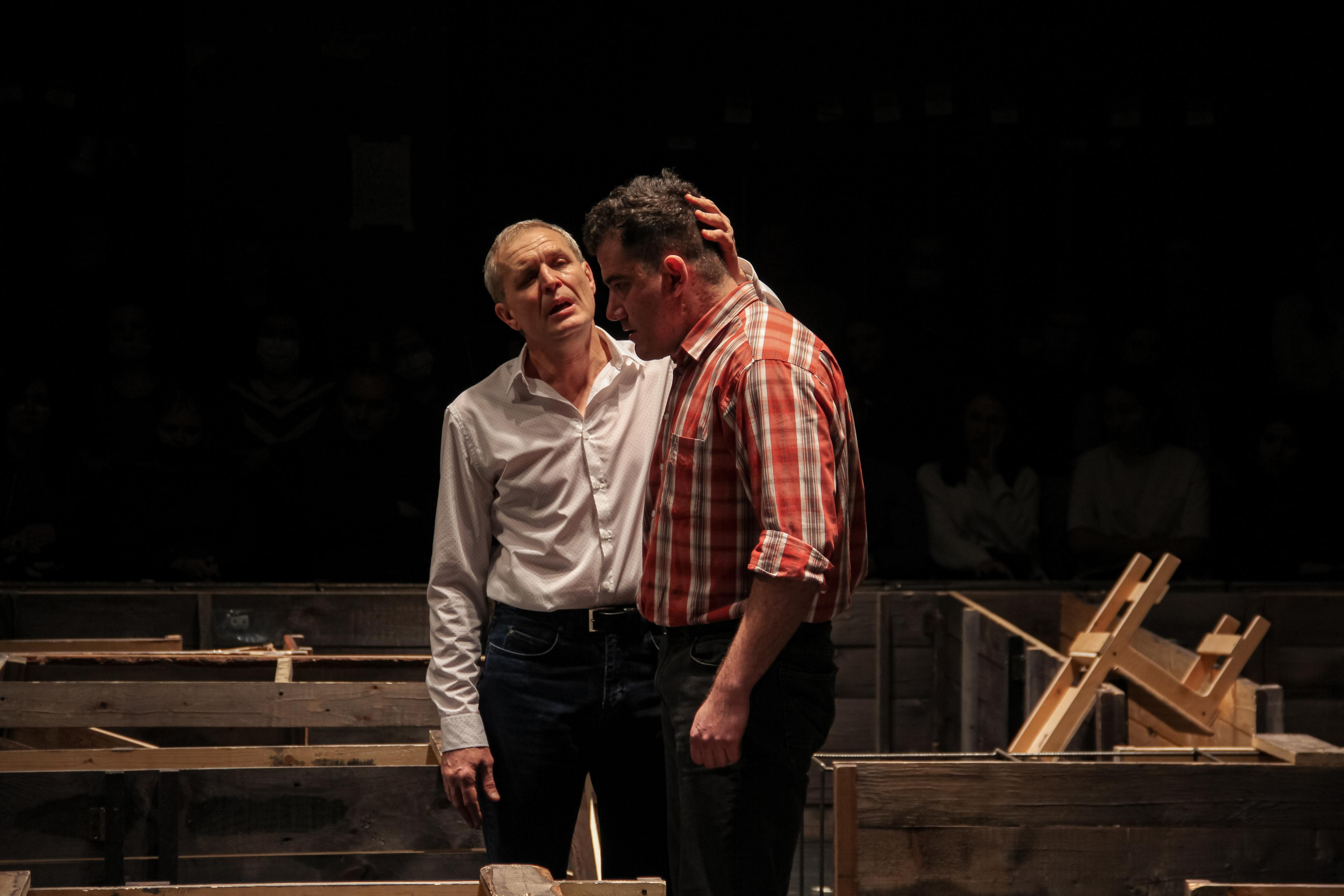 Спектакль «Любовь под вязами». Главная