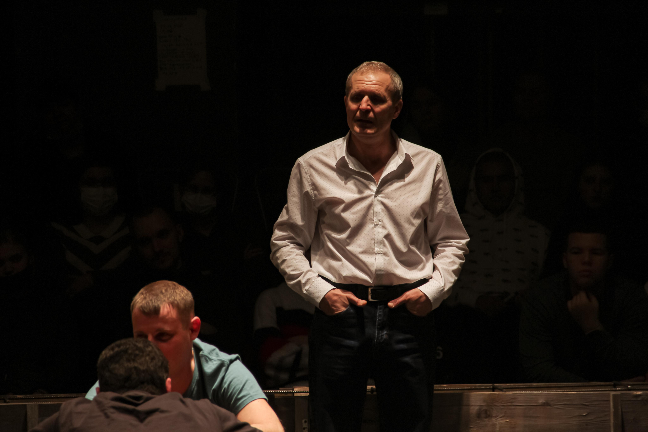 Спектакль «Любовь под вязами». Главная