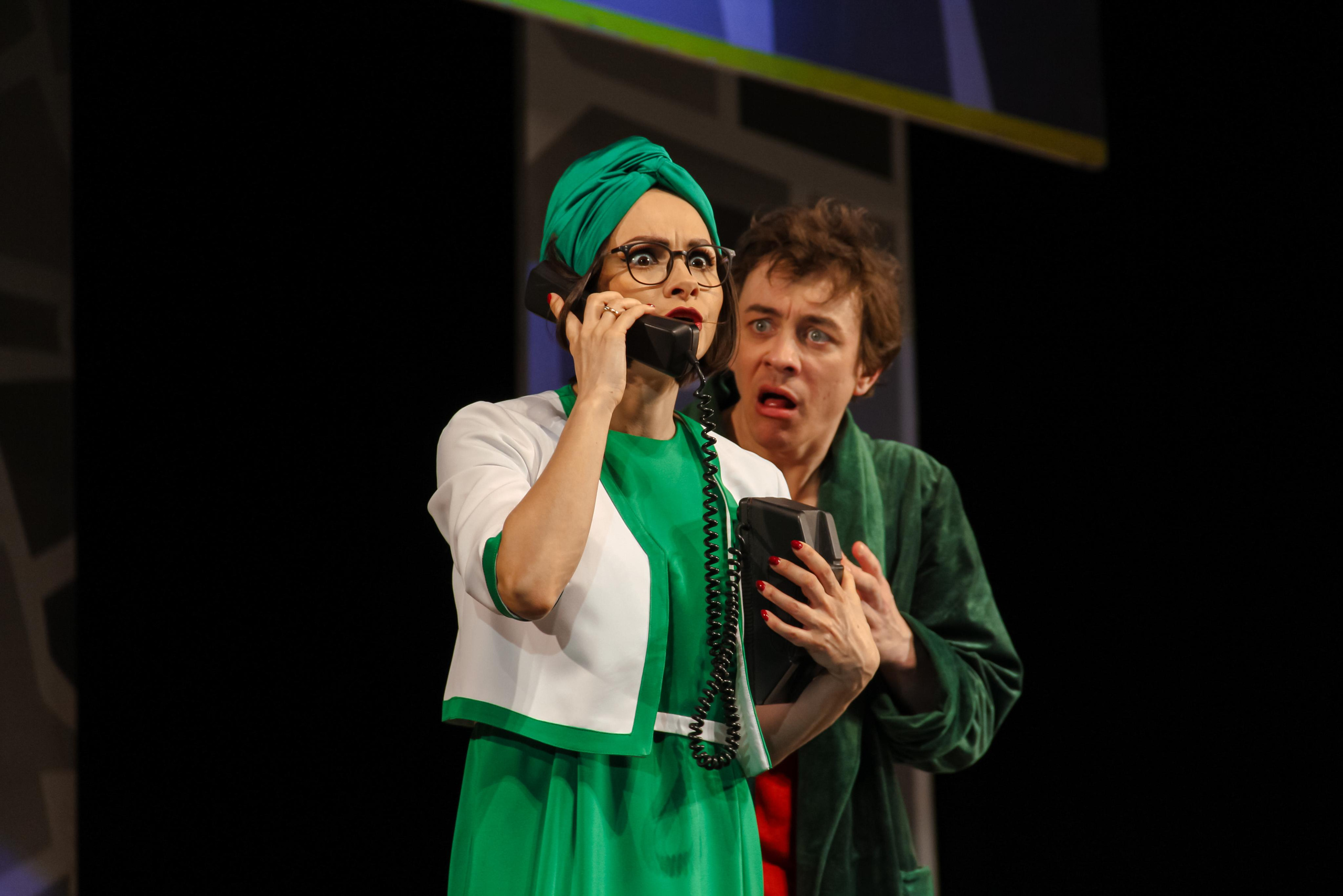 Спектакль «Слишком женатый таксист». Главная