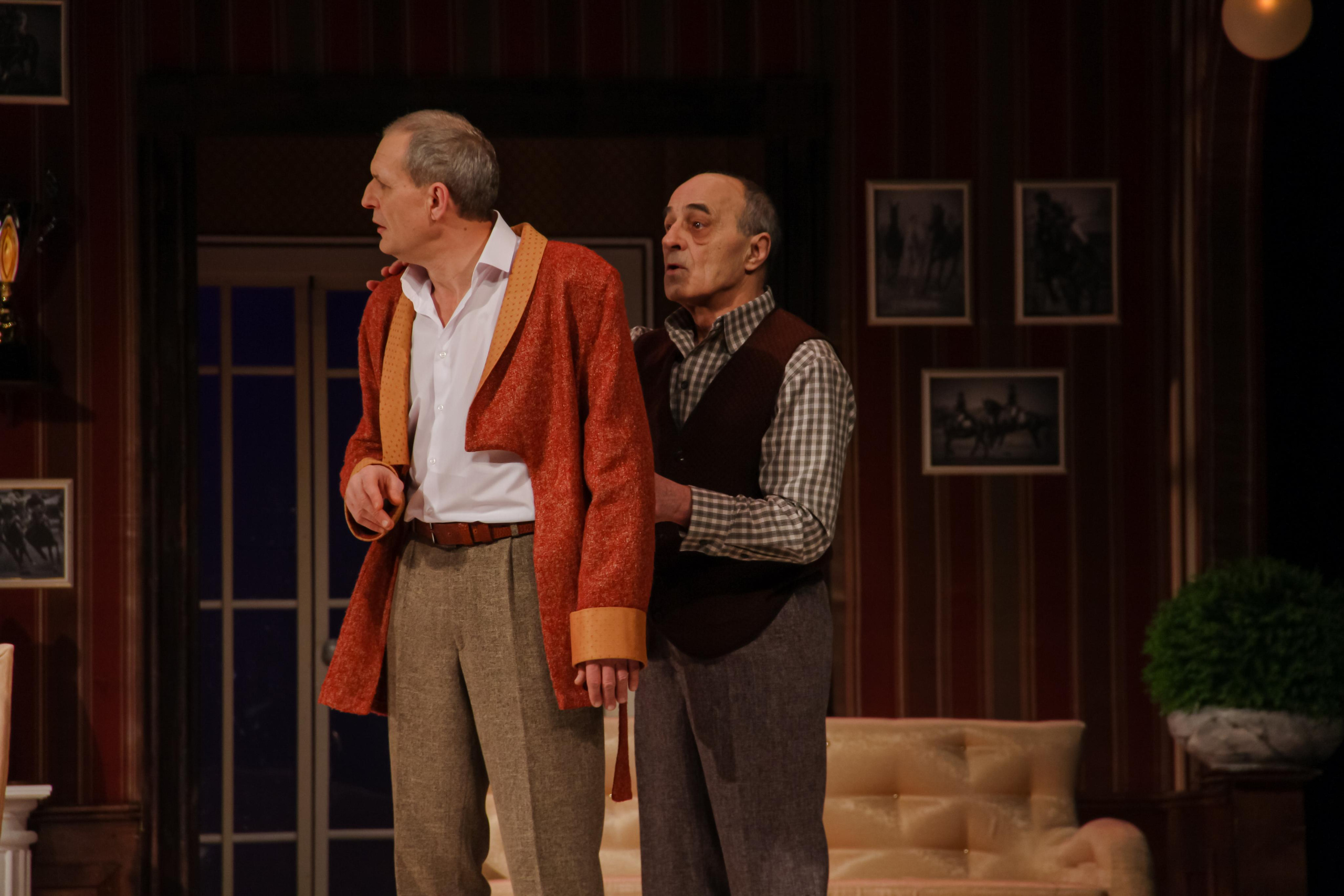 Спектакль «Страсти по-итальянски». Главная