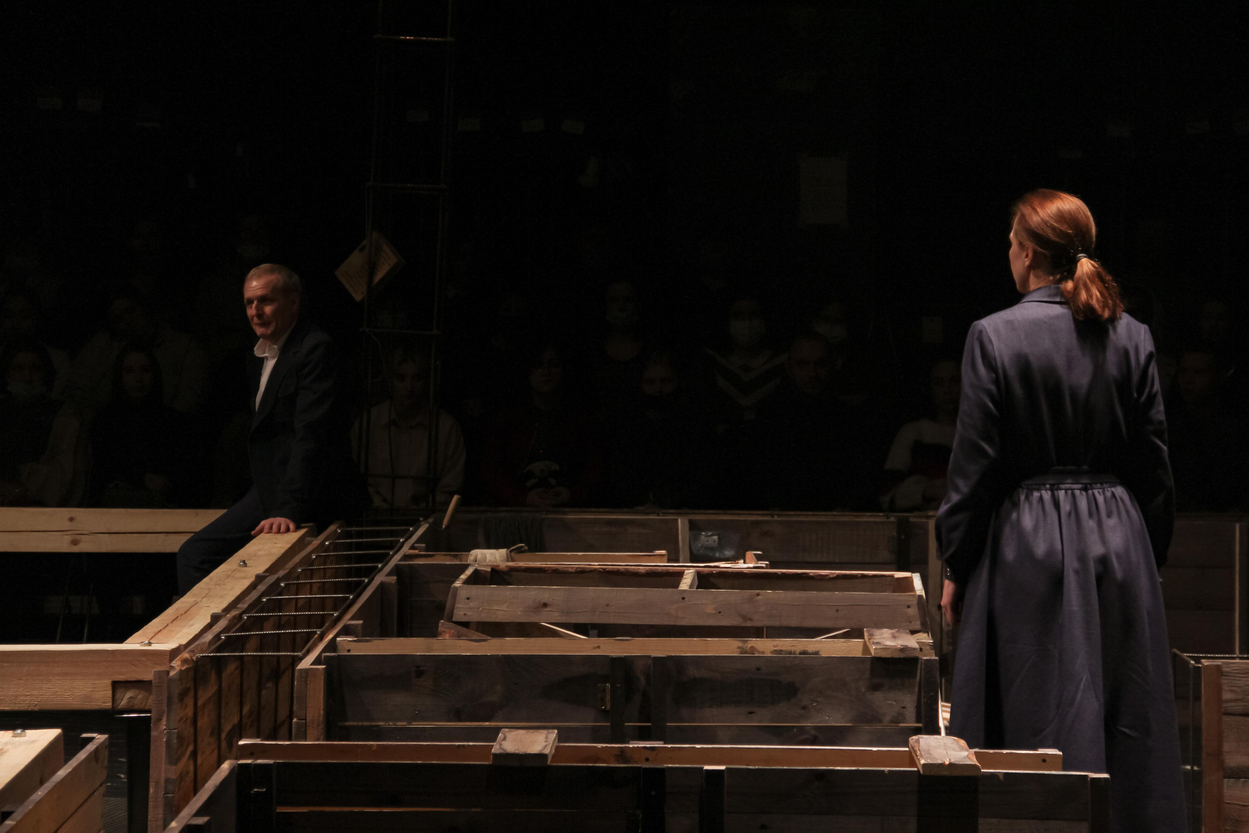 Спектакль «Любовь под вязами». Главная