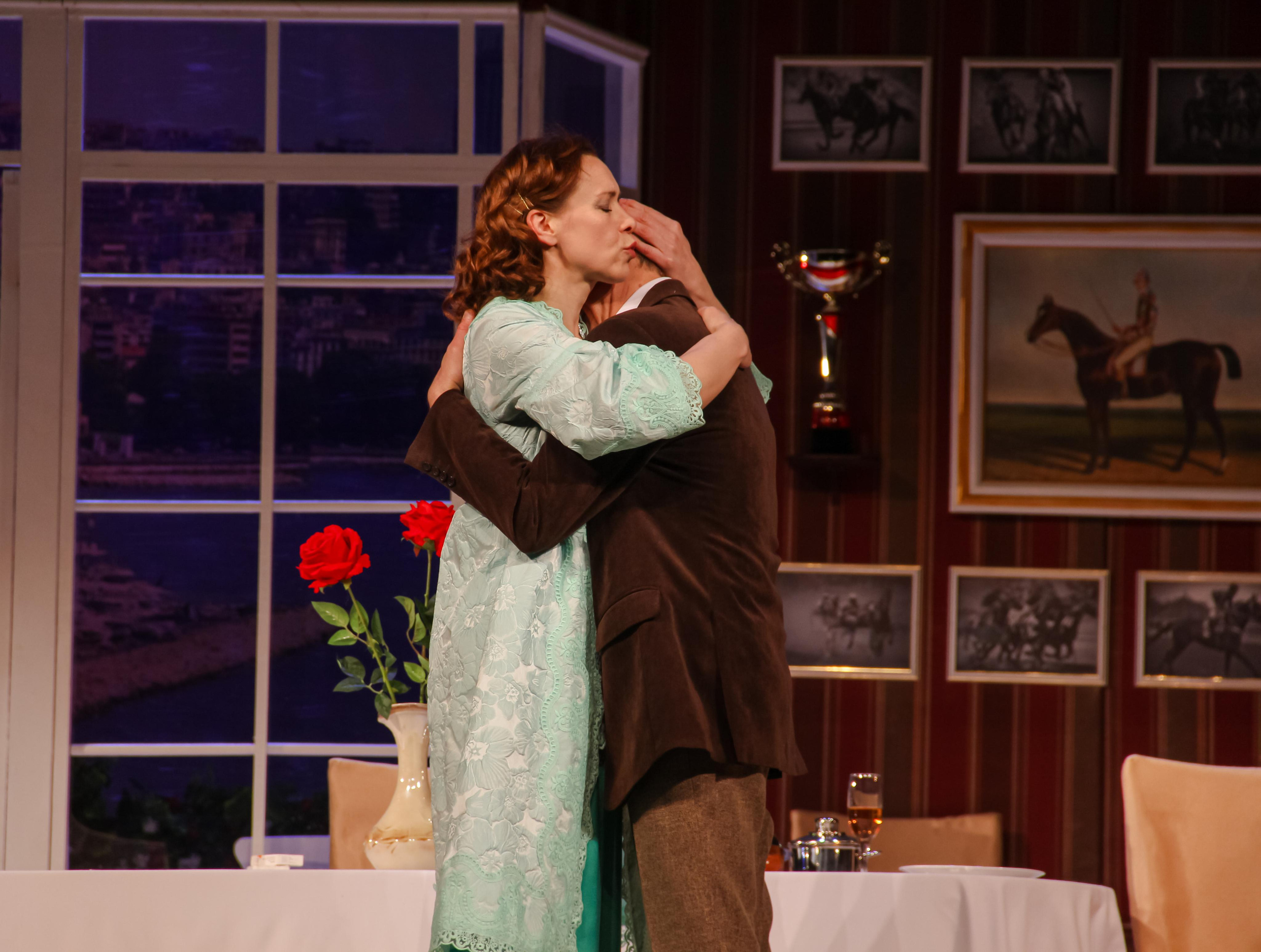 Спектакль «Страсти по-итальянски». Главная