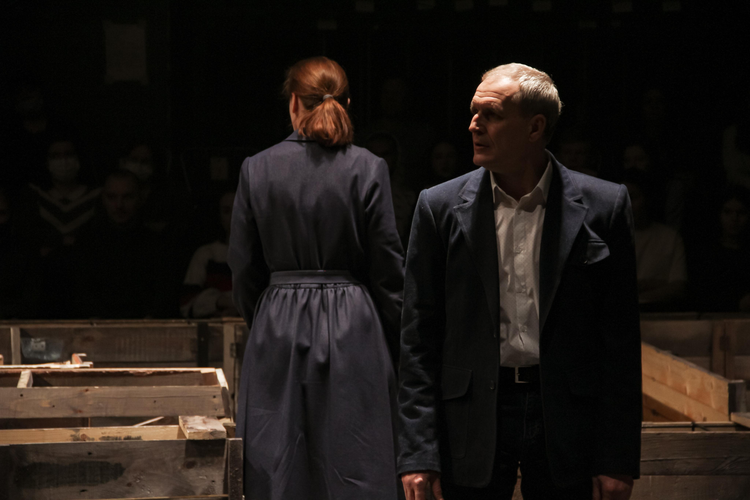 Спектакль «Любовь под вязами». Главная