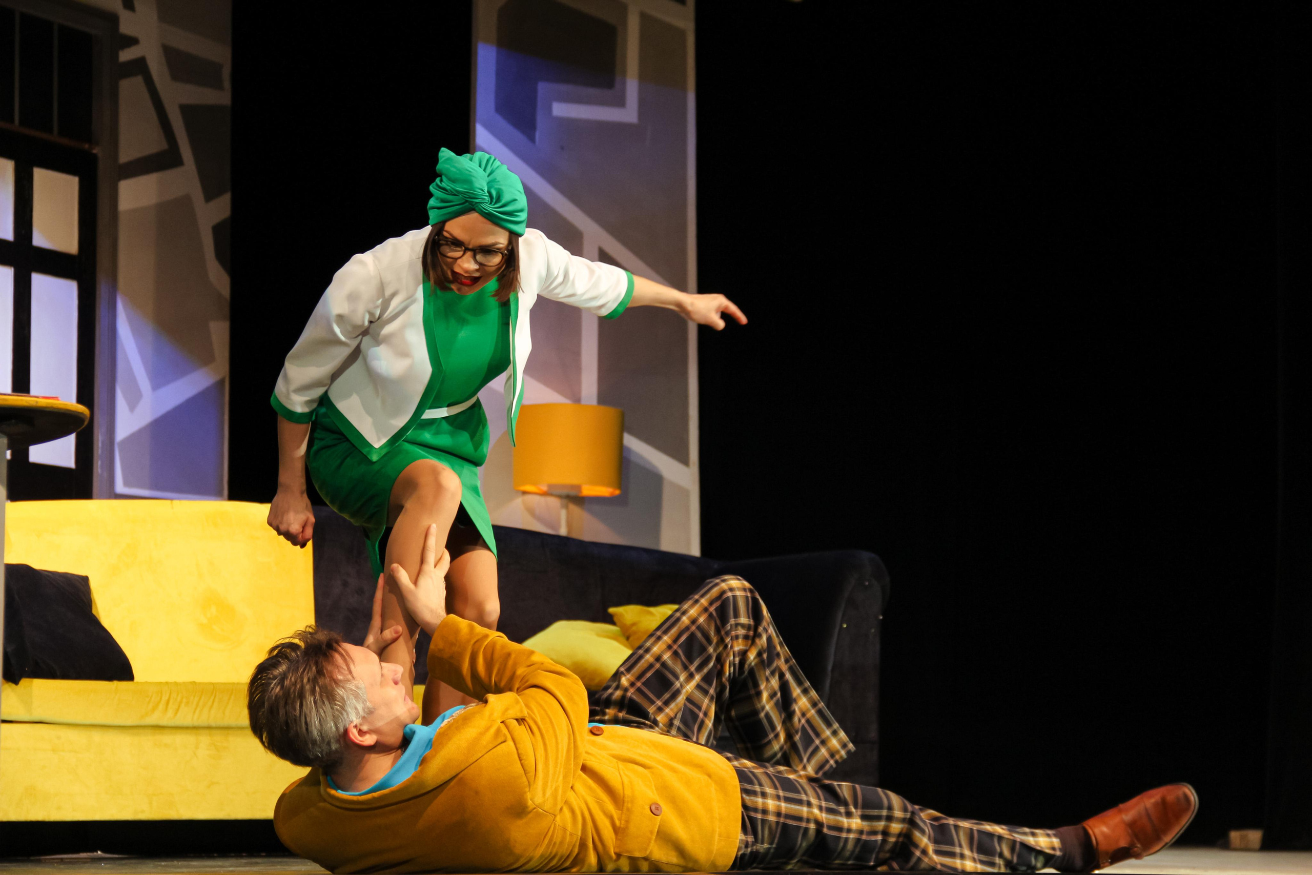 Спектакль «Слишком женатый таксист». Главная