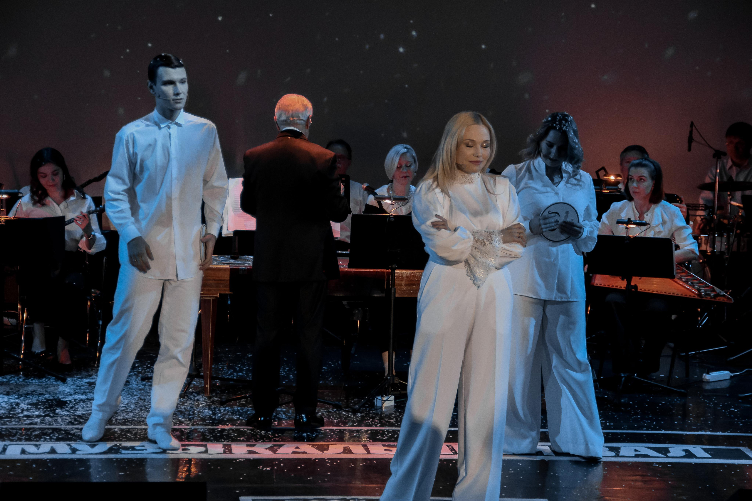 Спектакль «С.Н.Ы.» с Марией Третьяковой. Главная