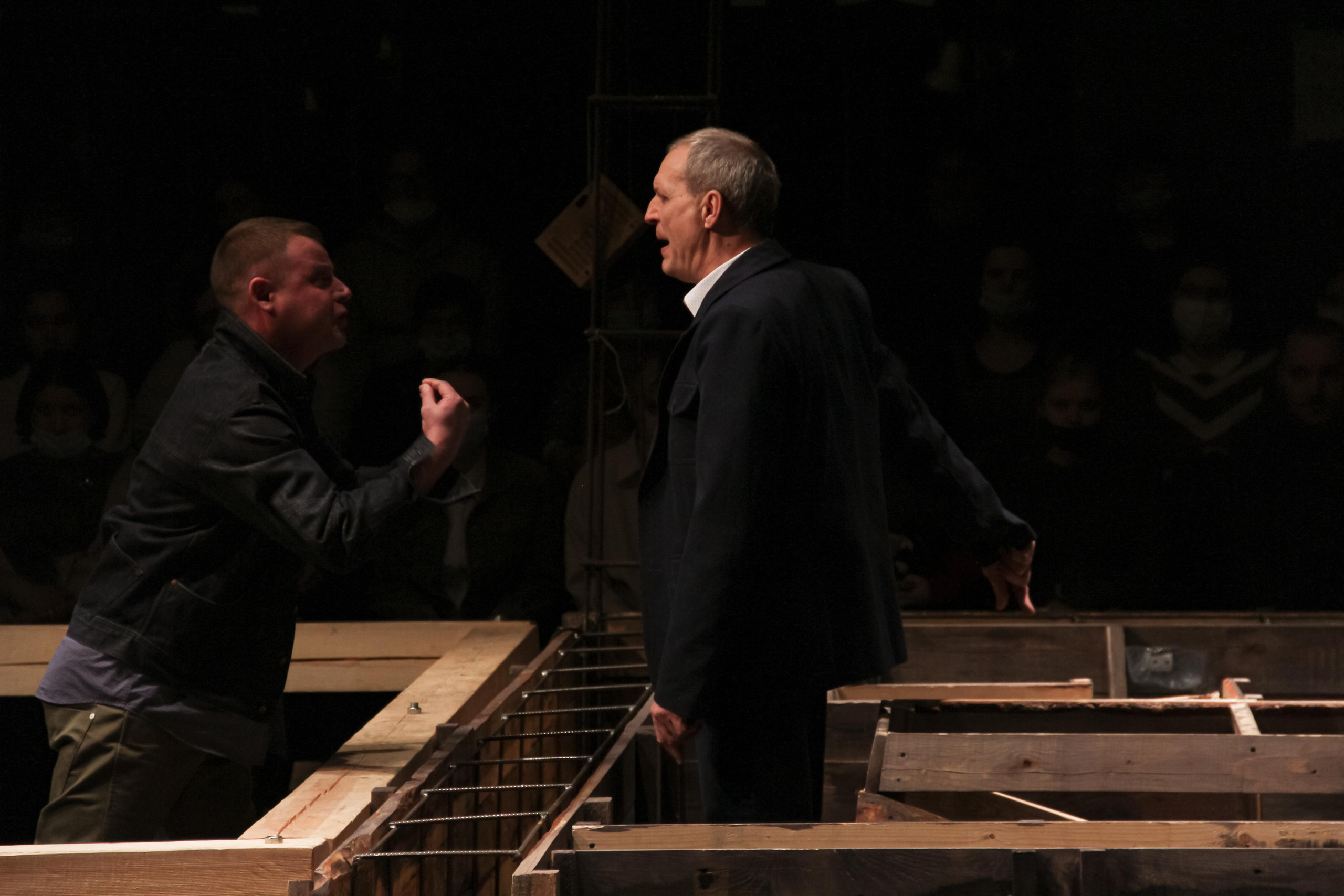 Спектакль «Любовь под вязами». Главная