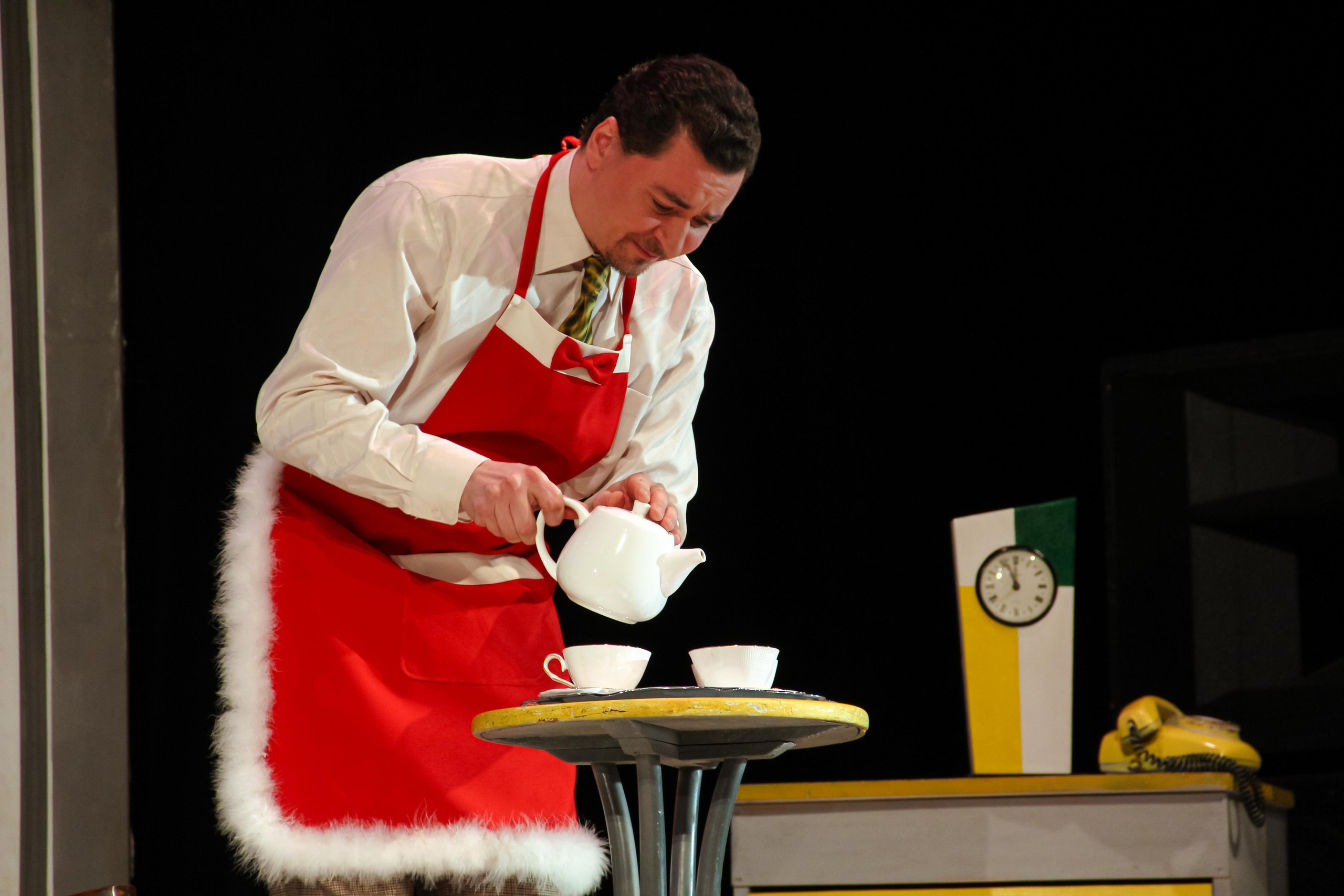 Спектакль «Слишком женатый таксист». Главная