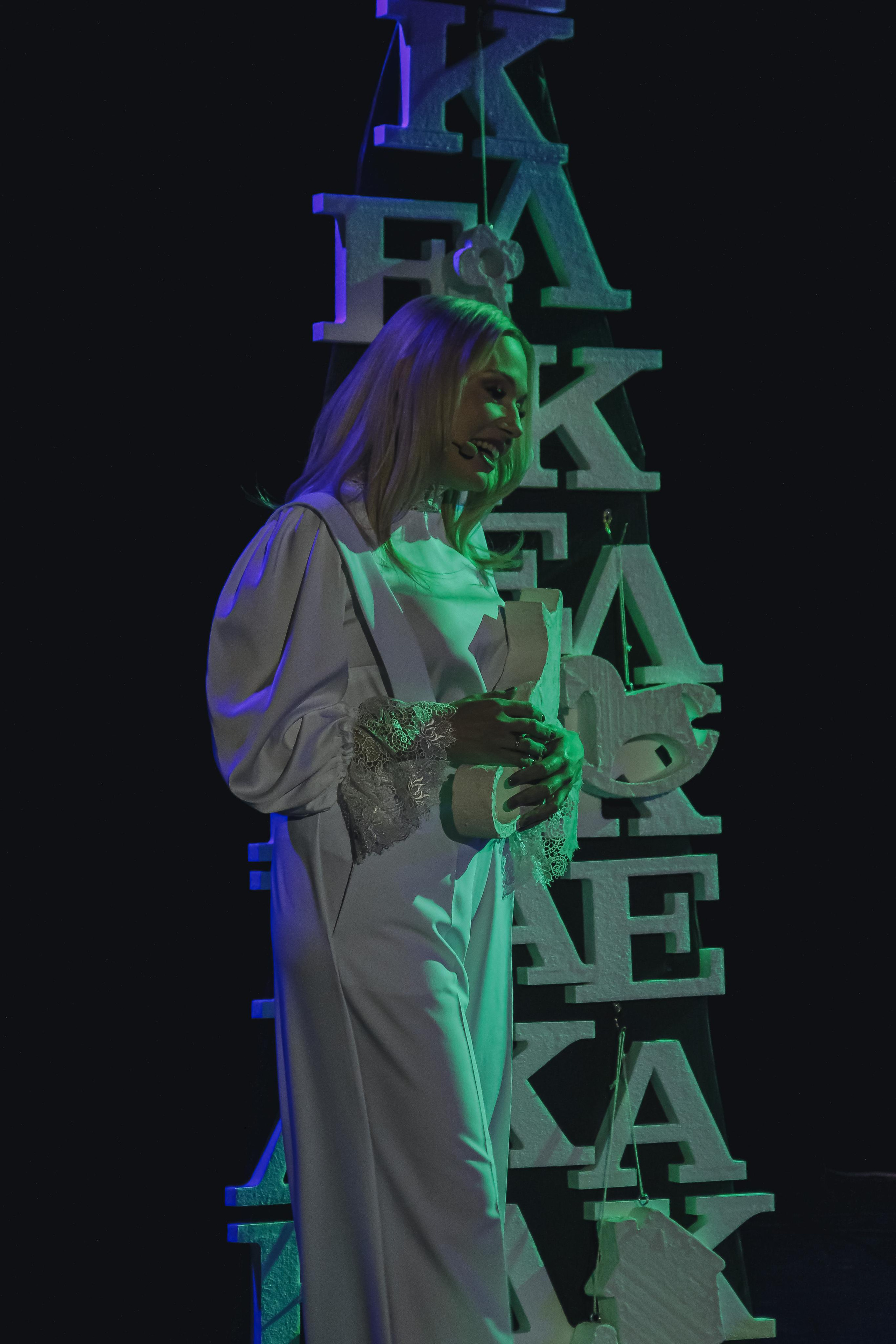 Спектакль «С.Н.Ы.» с Марией Третьяковой. Главная