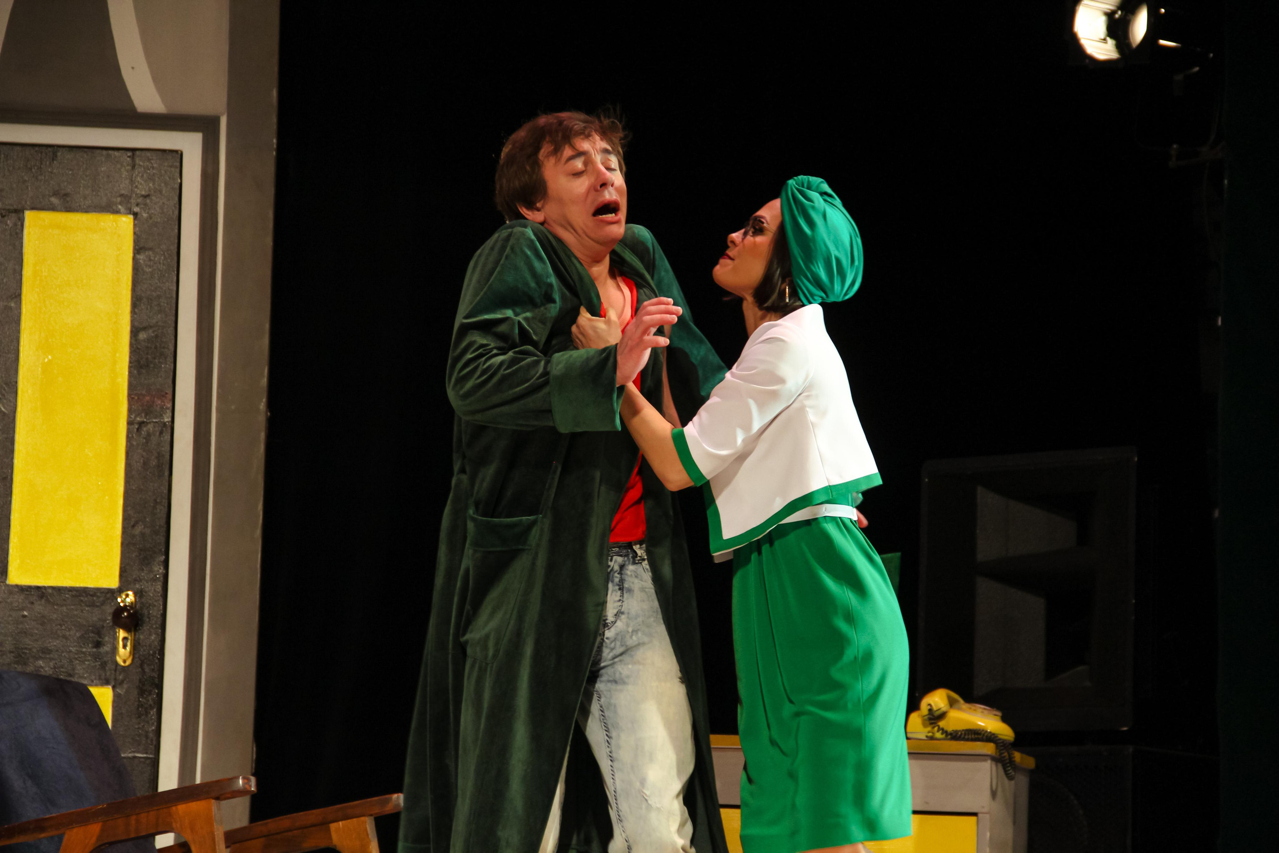 Спектакль «Слишком женатый таксист». Главная