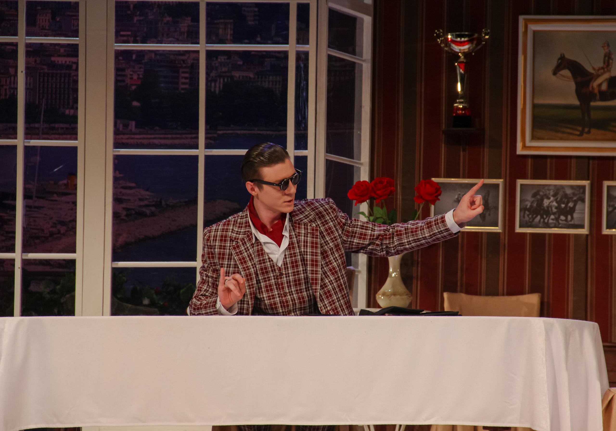 Спектакль «Страсти по-итальянски». Главная