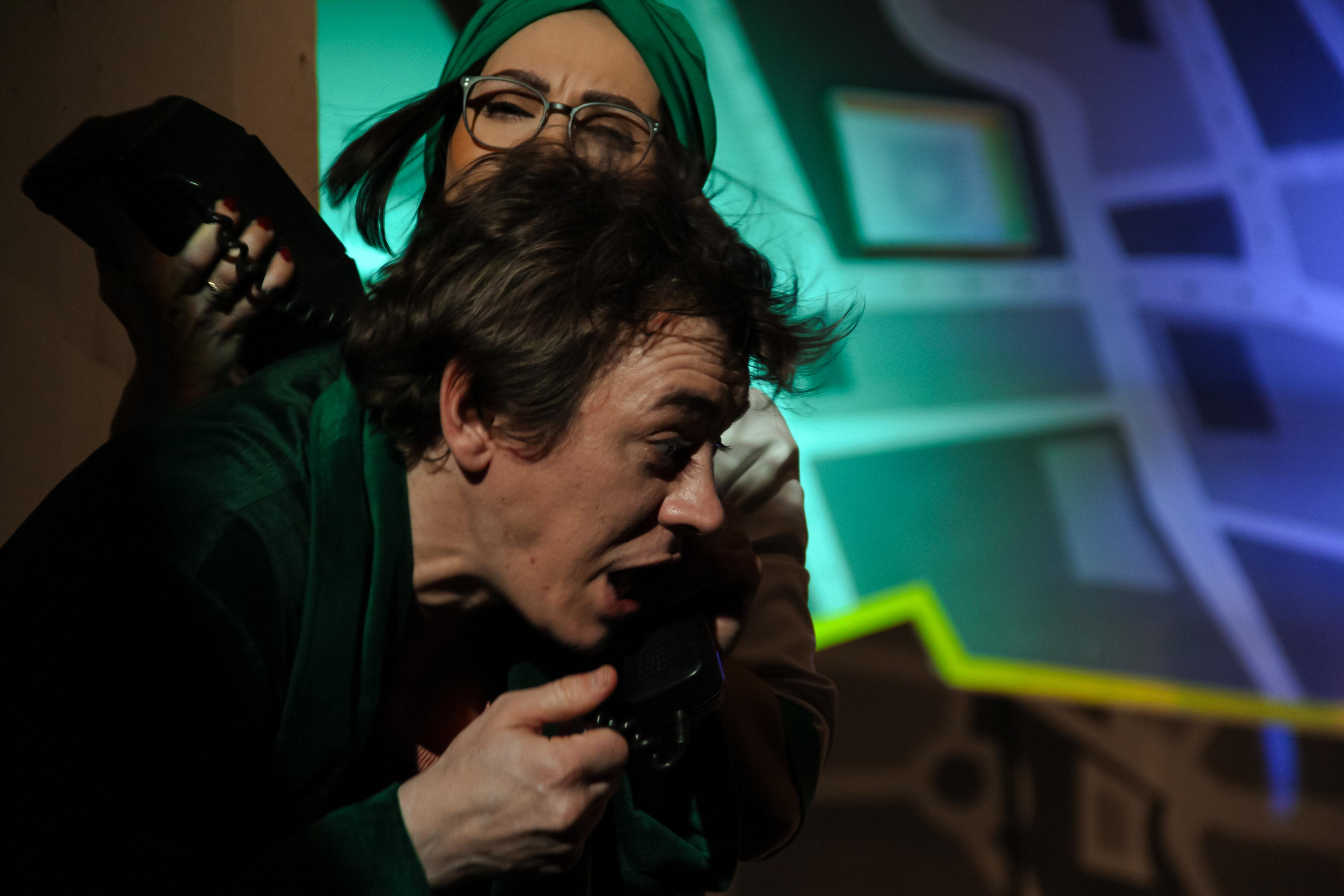 Спектакль «Слишком женатый таксист». Главная