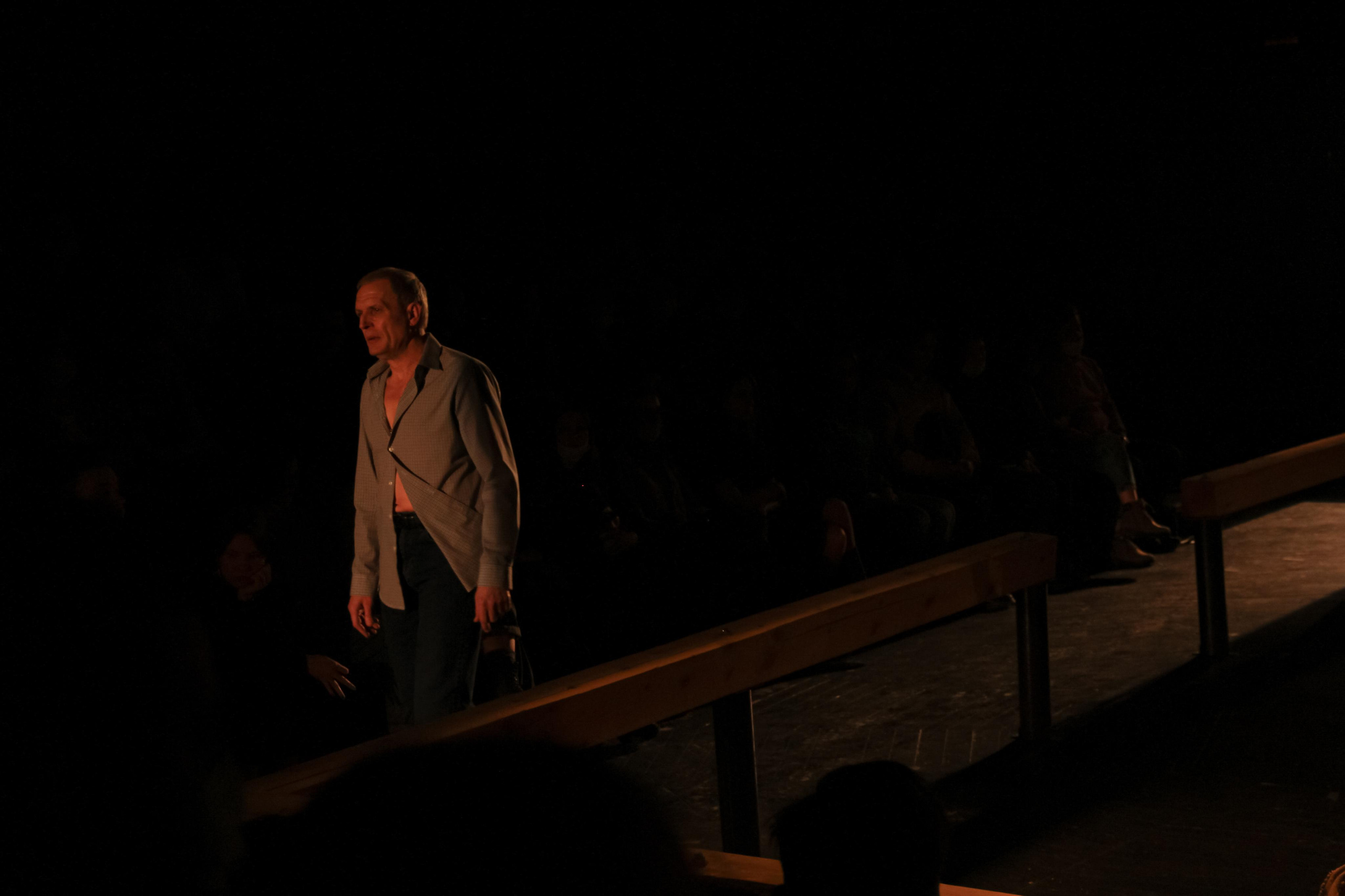 Спектакль «Любовь под вязами». Главная