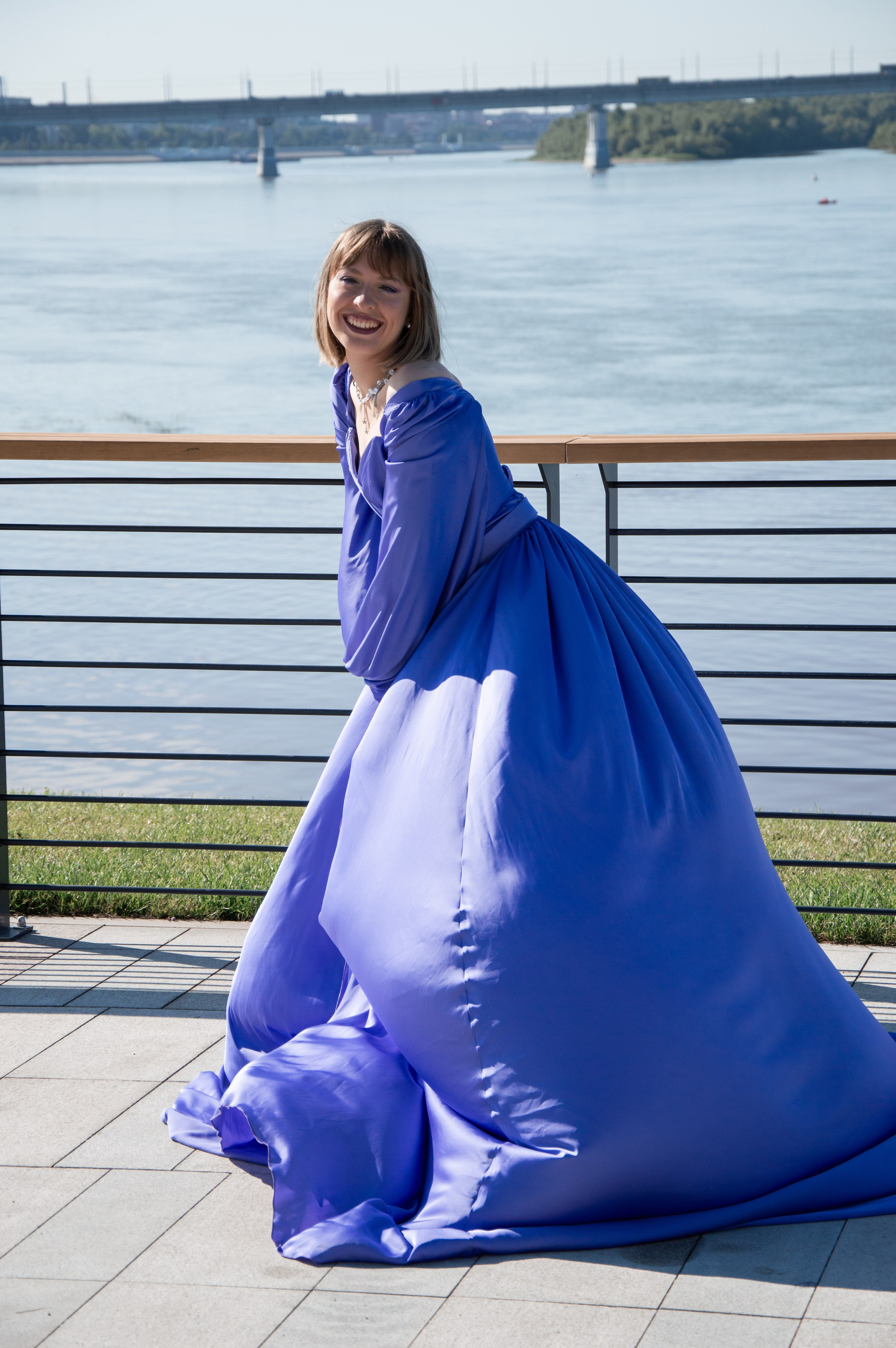 Летящие платья. Мобильный фотограф в Омске